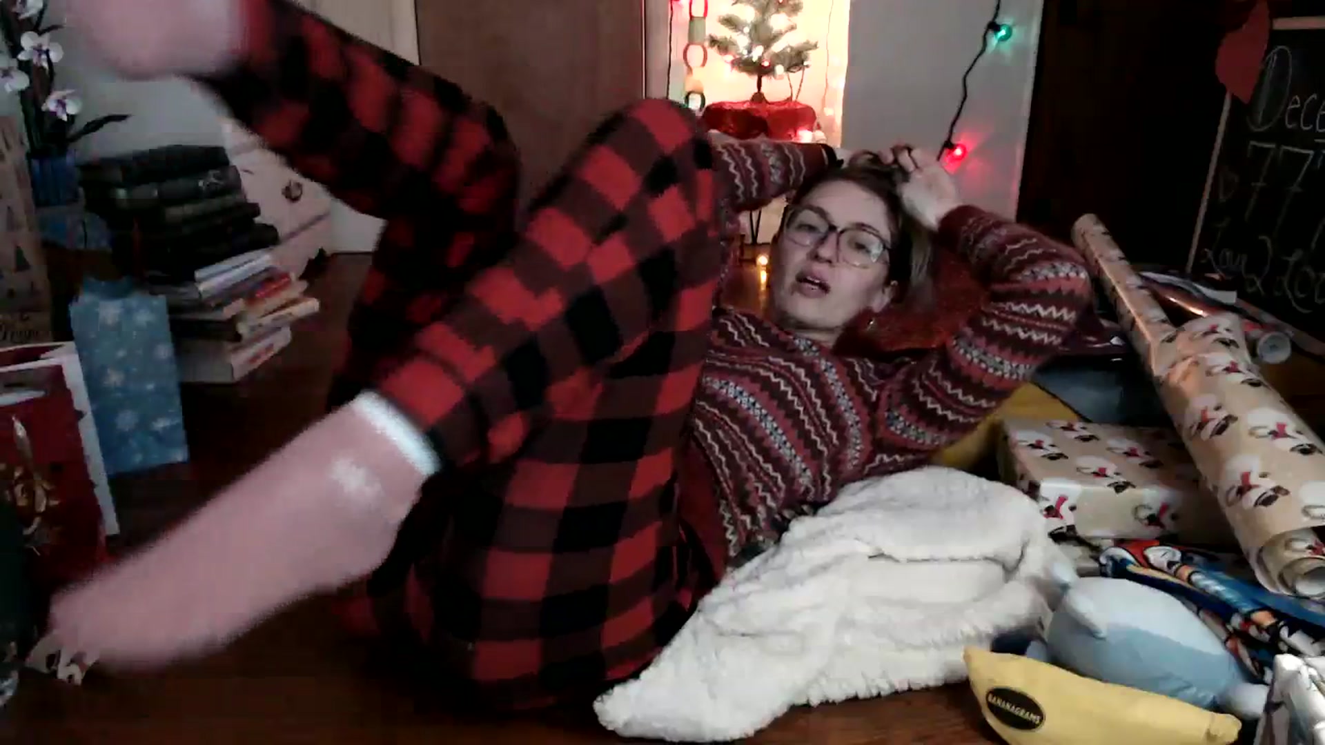 Gallery image thumbnail from WildflowerEm's myfreecams stream on, 12/23/2023, 22:44 image 7 of 20