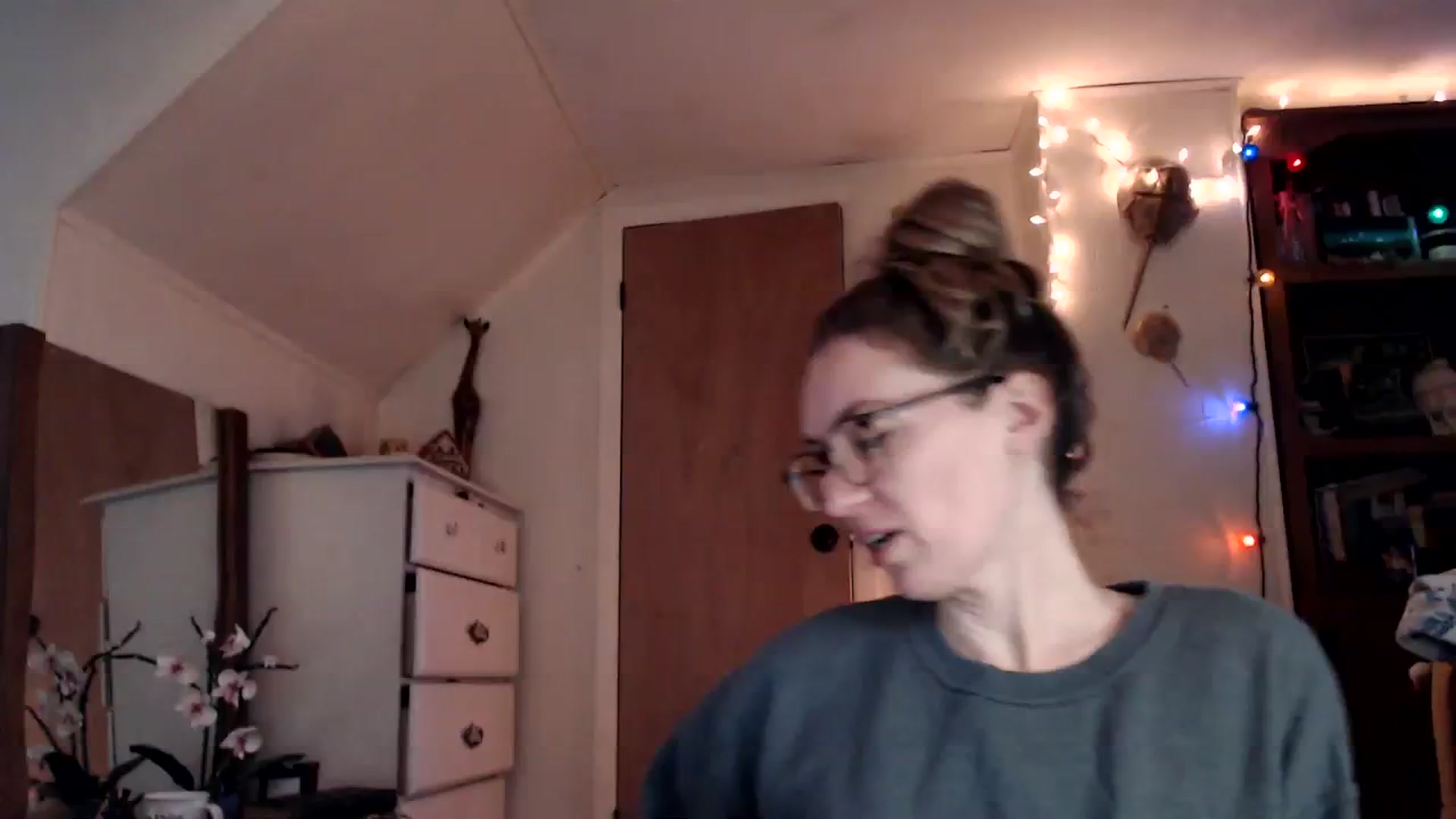 Gallery image thumbnail from WildflowerEm's myfreecams stream on, 12/30/2023, 22:37 image 1 of 20