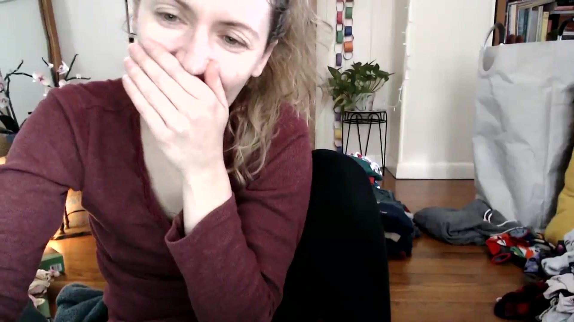 Gallery image thumbnail from WildflowerEm's myfreecams stream on, 01/11/2024, 18:06 image 8 of 20