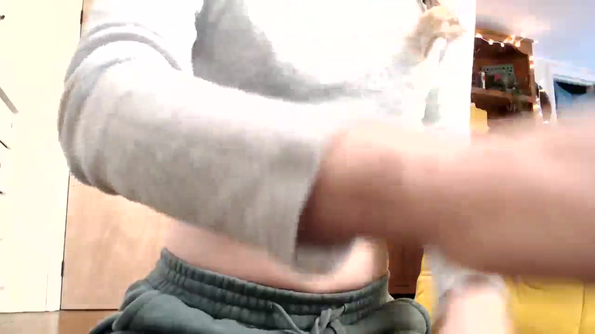 Gallery image thumbnail from WildflowerEm's myfreecams stream on, 01/13/2024, 22:16 image 3 of 20
