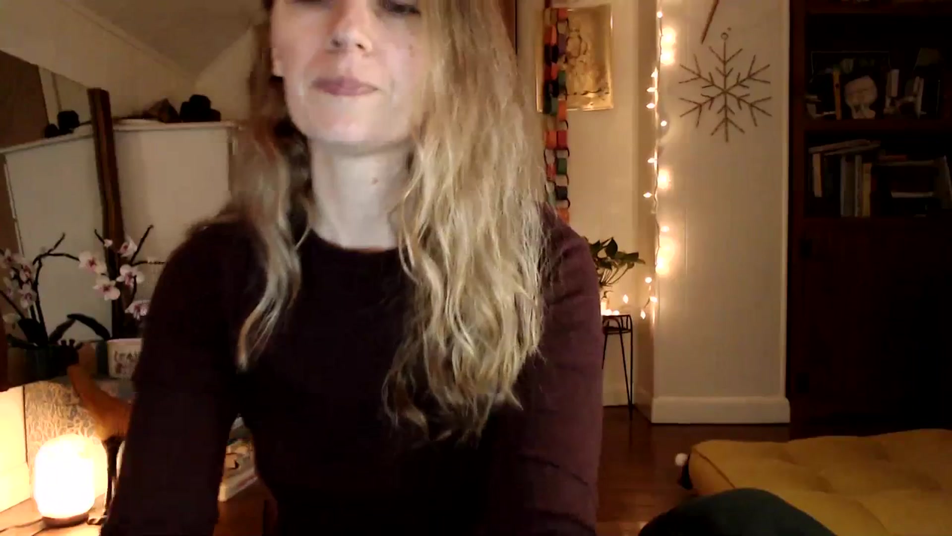 Gallery image thumbnail from WildflowerEm's myfreecams stream on, 01/14/2024, 22:31 image 7 of 20