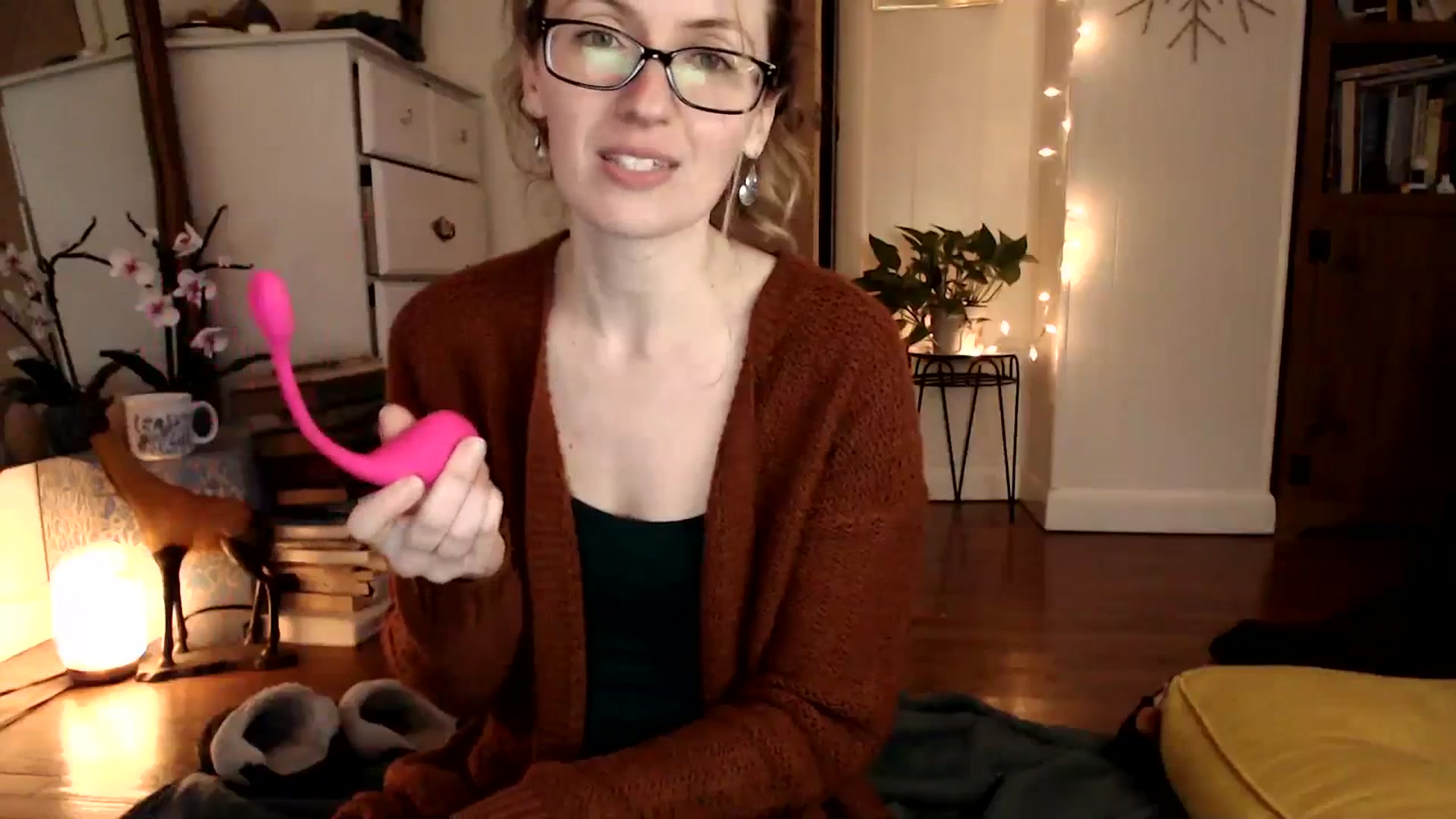 Gallery image thumbnail from WildflowerEm's myfreecams stream on, 01/28/2024, 20:53 image 8 of 20