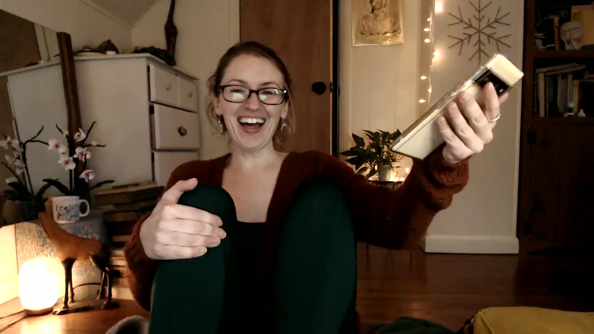 Gallery image thumbnail from WildflowerEm's myfreecams stream on, 01/28/2024, 20:53 image 5 of 20