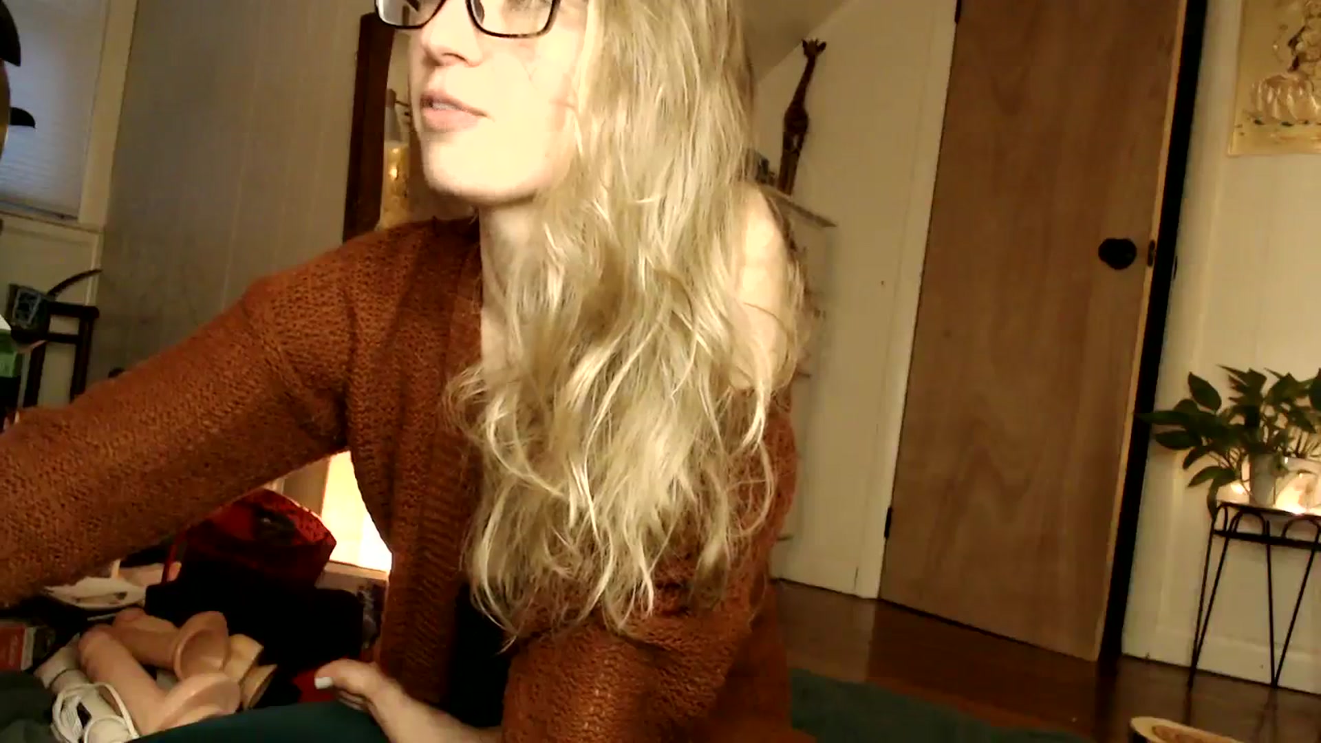 Gallery image thumbnail from WildflowerEm's myfreecams stream on, 01/28/2024, 22:08 image 9 of 20