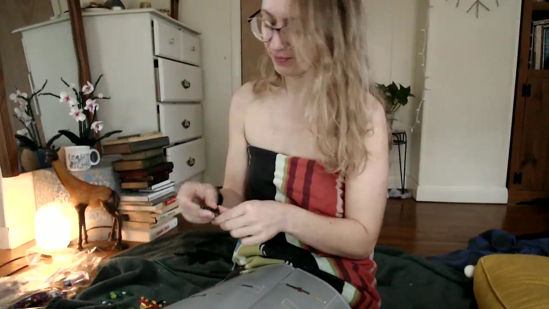 Gallery image thumbnail from WildflowerEm's myfreecams stream on, 01/29/2024, 17:10 image 11 of 20