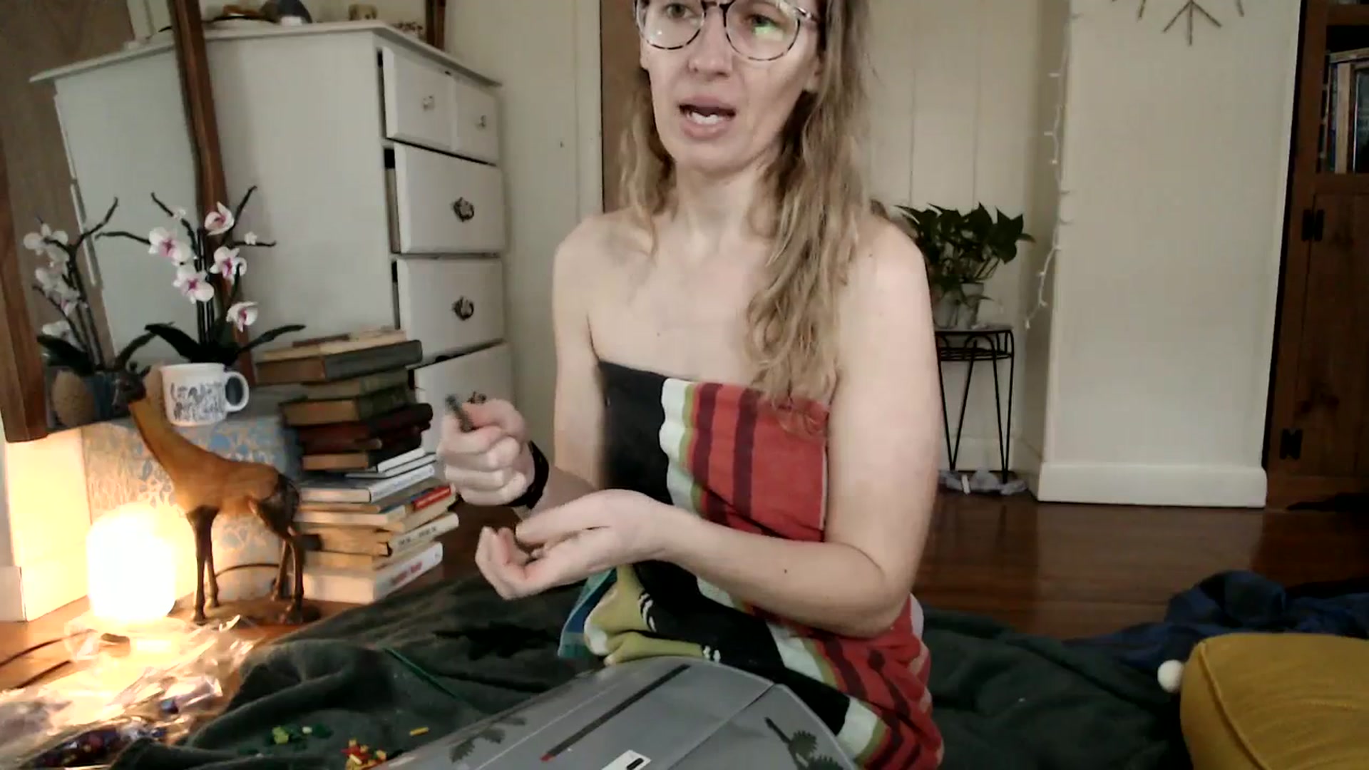 Gallery image thumbnail from WildflowerEm's myfreecams stream on, 01/29/2024, 17:10 image 10 of 20