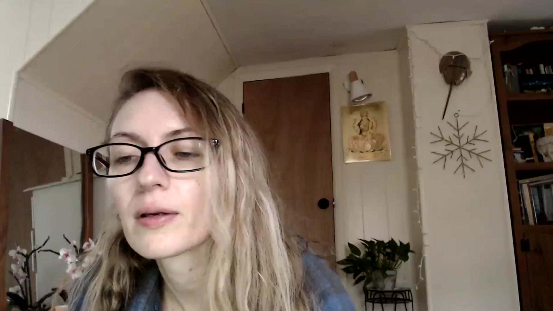 Gallery image thumbnail from WildflowerEm's myfreecams stream on, 01/29/2024, 18:12 image 6 of 20
