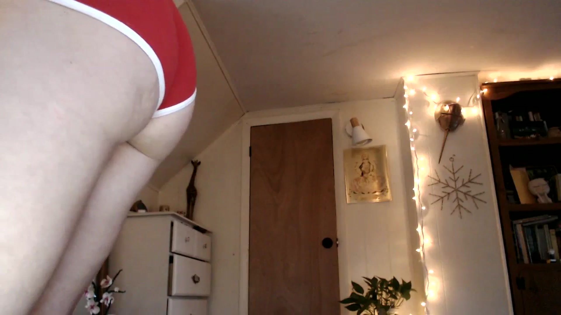 Gallery image thumbnail from WildflowerEm's myfreecams stream on, 02/03/2024, 22:43 image 11 of 20
