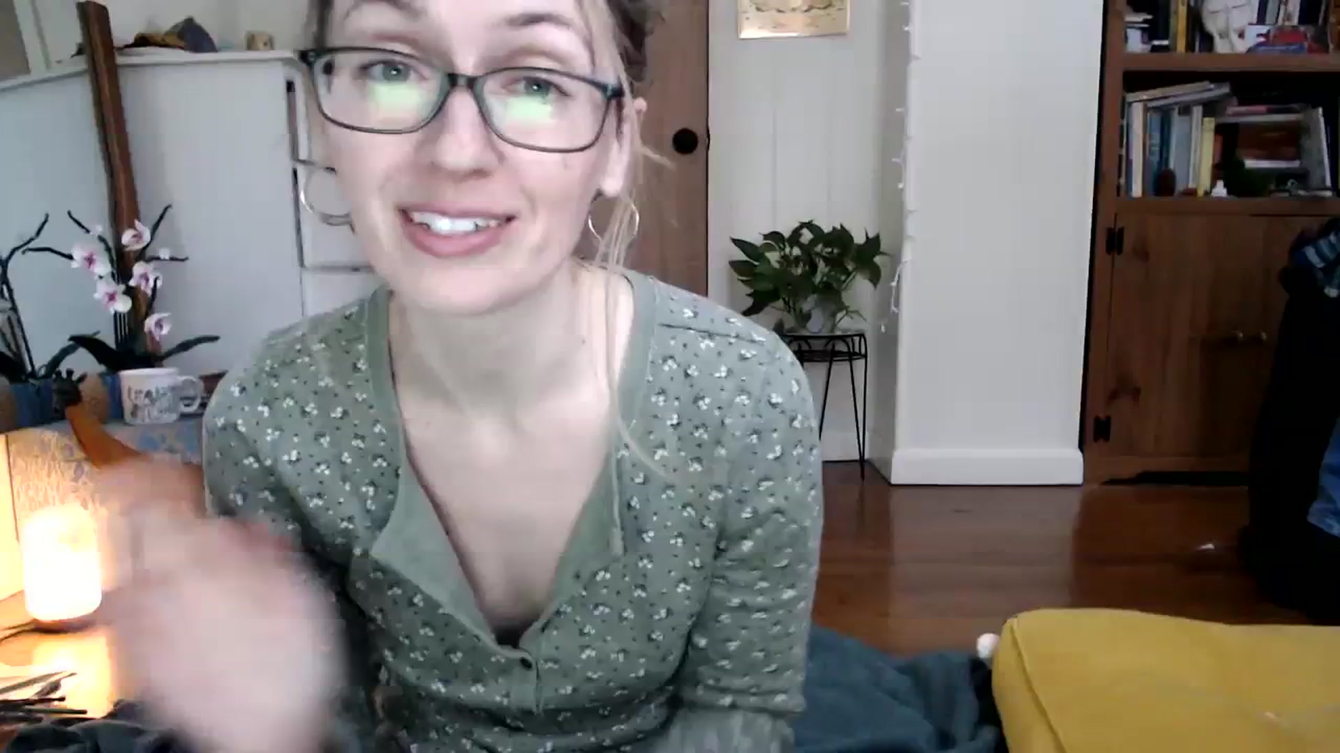 Gallery image thumbnail from WildflowerEm's myfreecams stream on, 02/17/2024, 21:44 image 12 of 20