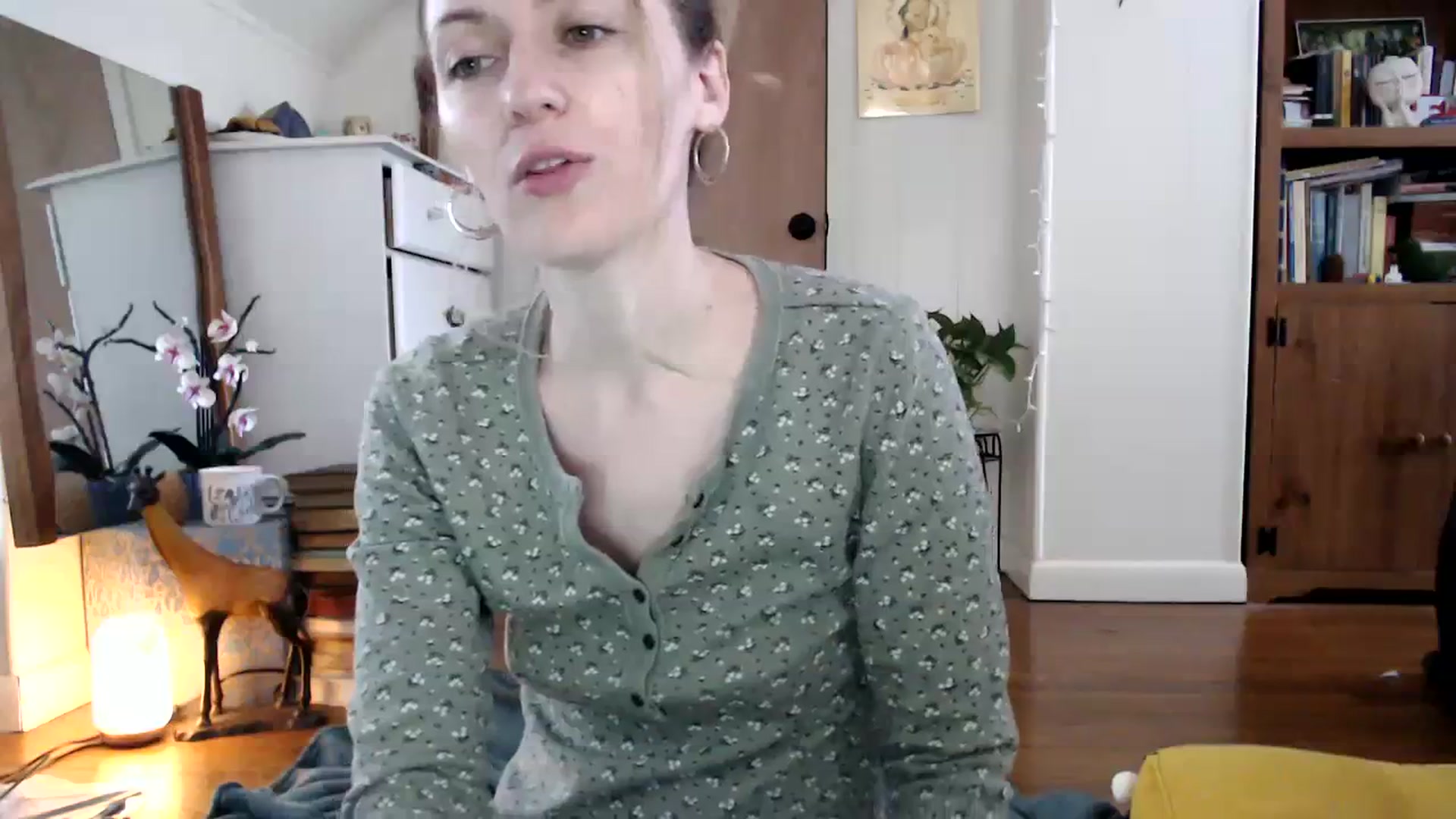 Gallery image thumbnail from WildflowerEm's myfreecams stream on, 02/17/2024, 21:44 image 4 of 20