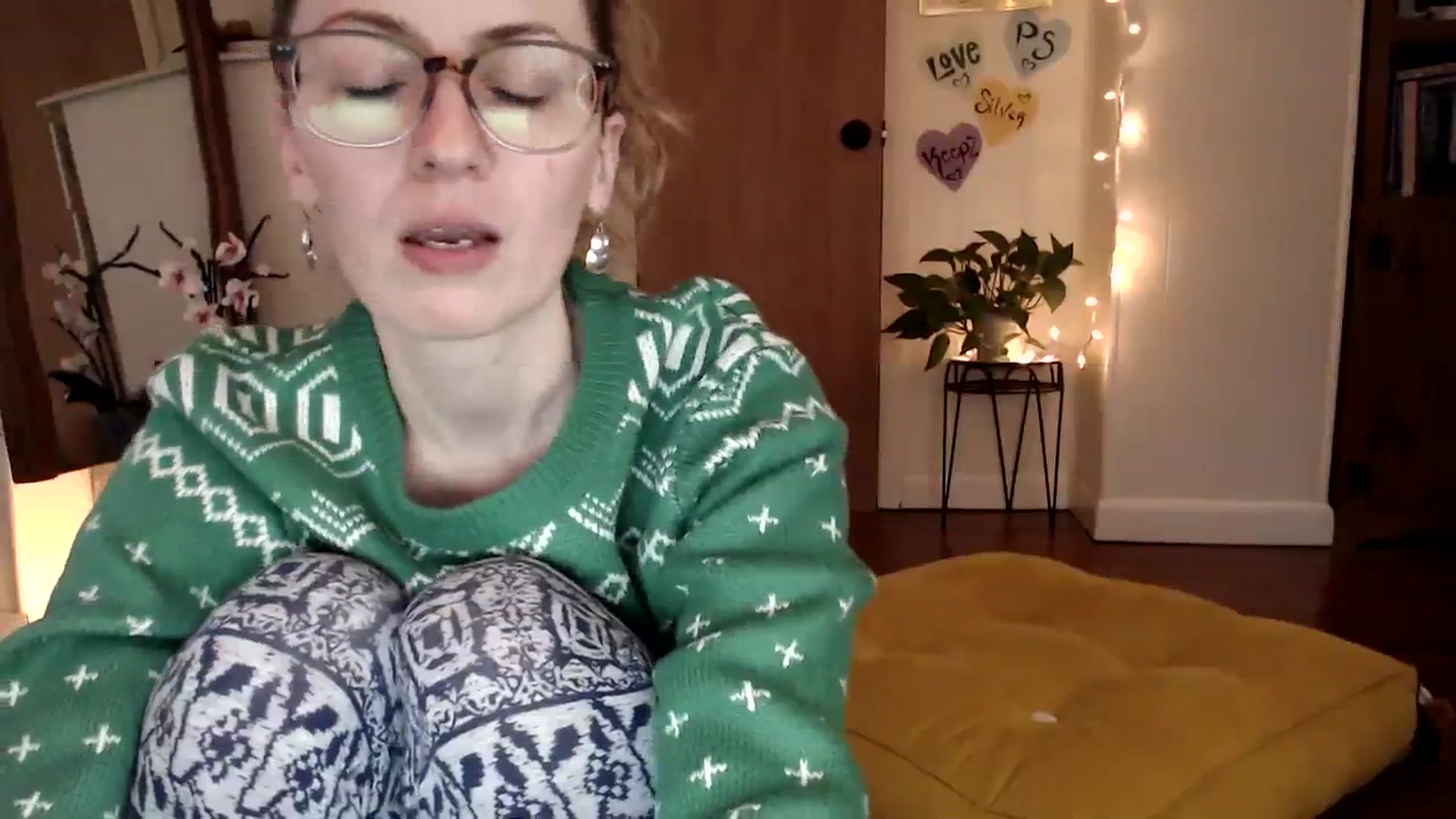 Gallery image thumbnail from WildflowerEm's myfreecams stream on, 03/02/2024, 22:37 image 7 of 20