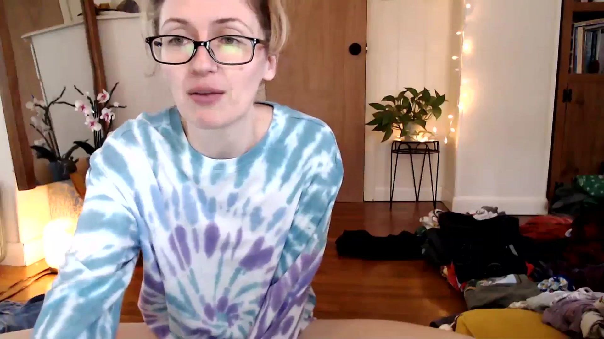 Gallery image thumbnail from WildflowerEm's myfreecams stream on, 03/06/2024, 20:39 image 7 of 20