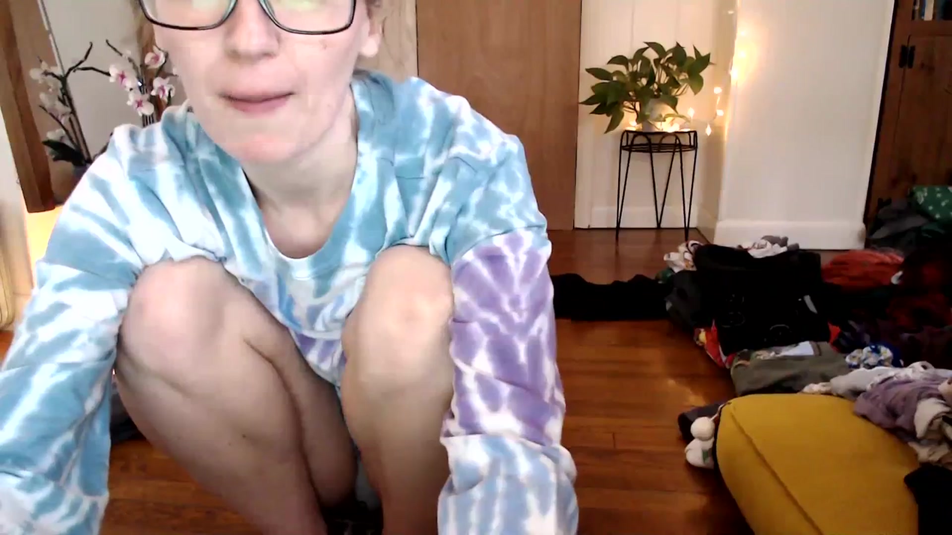 Gallery image thumbnail from WildflowerEm's myfreecams stream on, 03/06/2024, 20:39 image 5 of 20