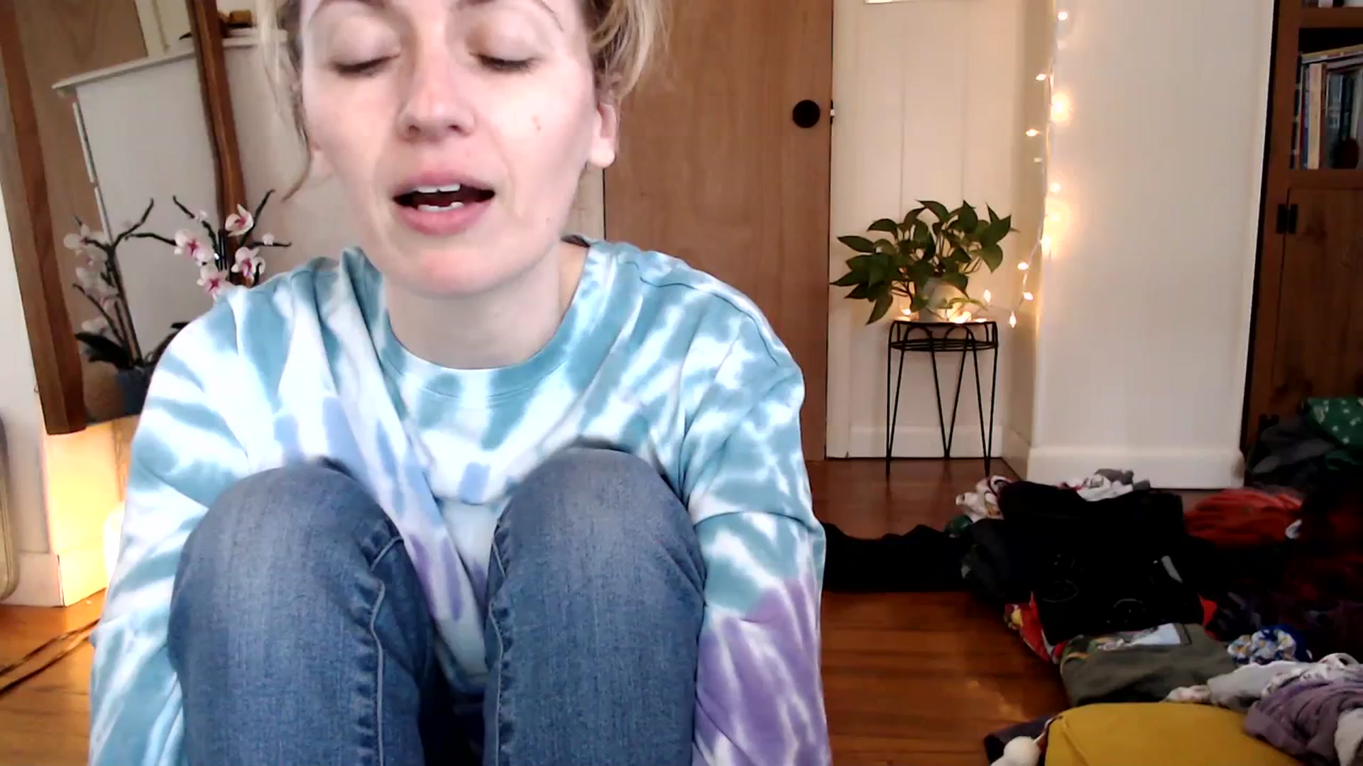 Gallery image thumbnail from WildflowerEm's myfreecams stream on, 03/06/2024, 20:39 image 1 of 20