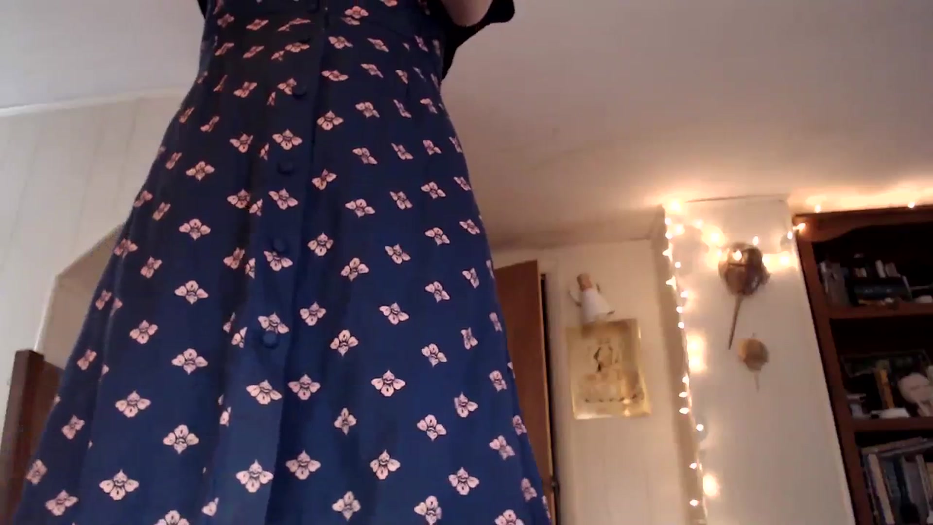 Gallery image thumbnail from WildflowerEm's myfreecams stream on, 03/09/2024, 21:35 image 4 of 20
