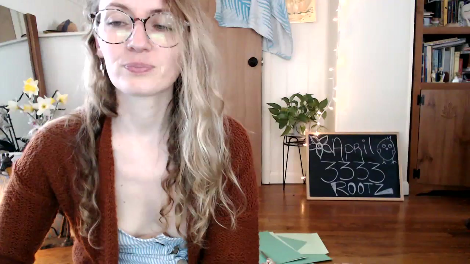 Gallery image thumbnail from WildflowerEm's myfreecams stream on, 04/13/2024, 21:41 image 11 of 20