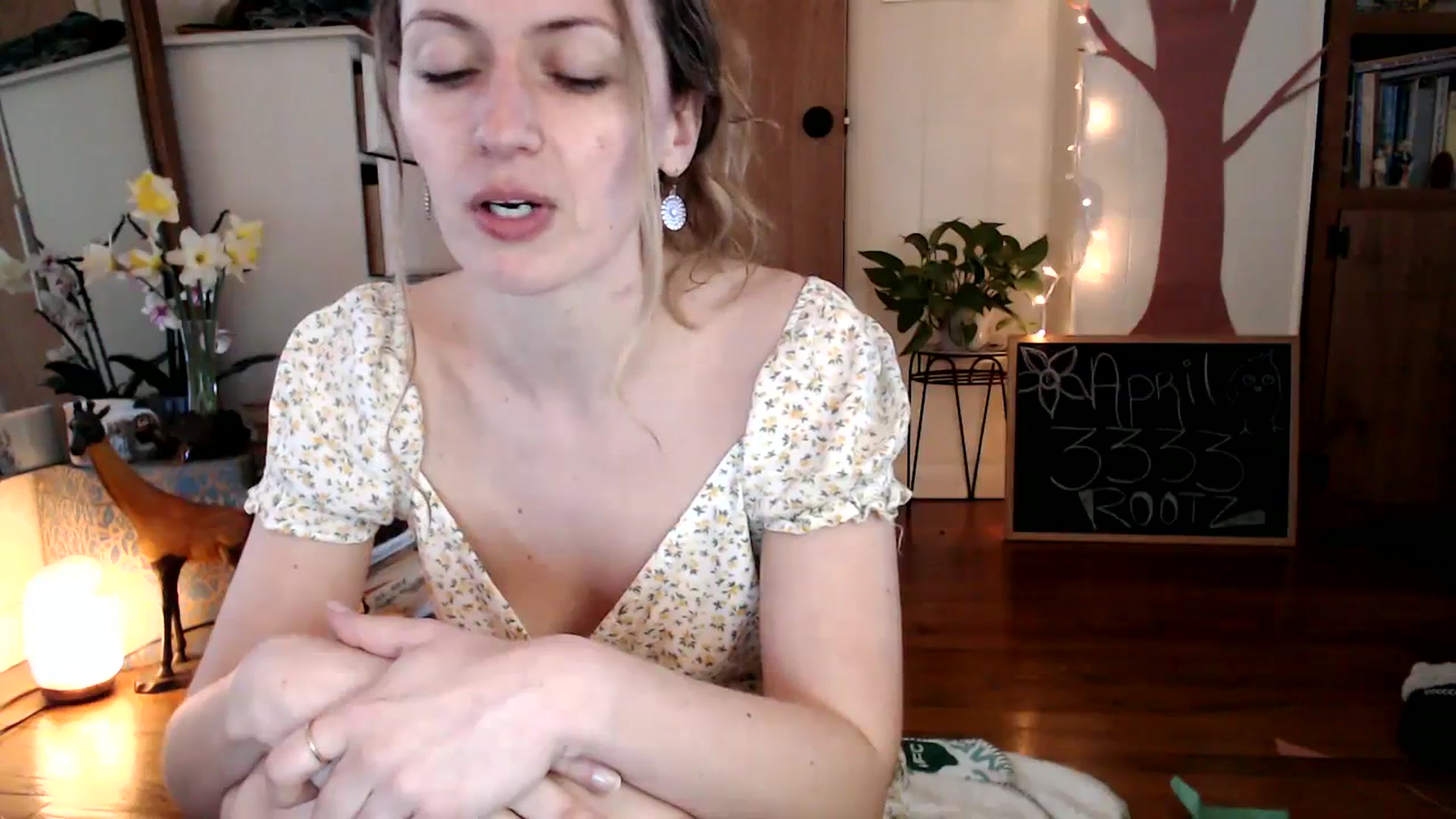 Gallery image thumbnail from WildflowerEm's myfreecams stream on, 04/14/2024, 22:27 image 12 of 20