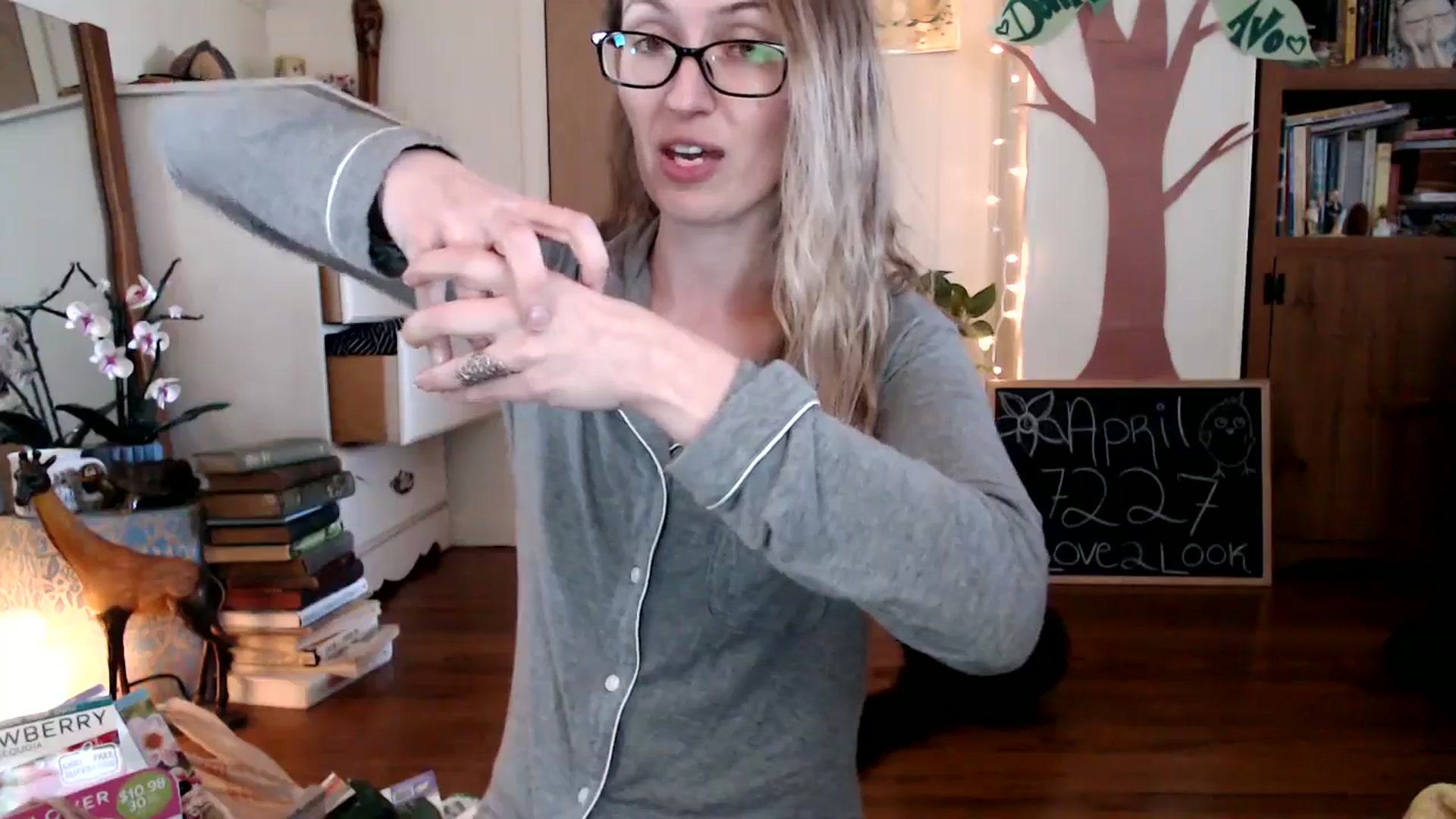 Gallery image thumbnail from WildflowerEm's myfreecams stream on, 04/20/2024, 22:21 image 5 of 20