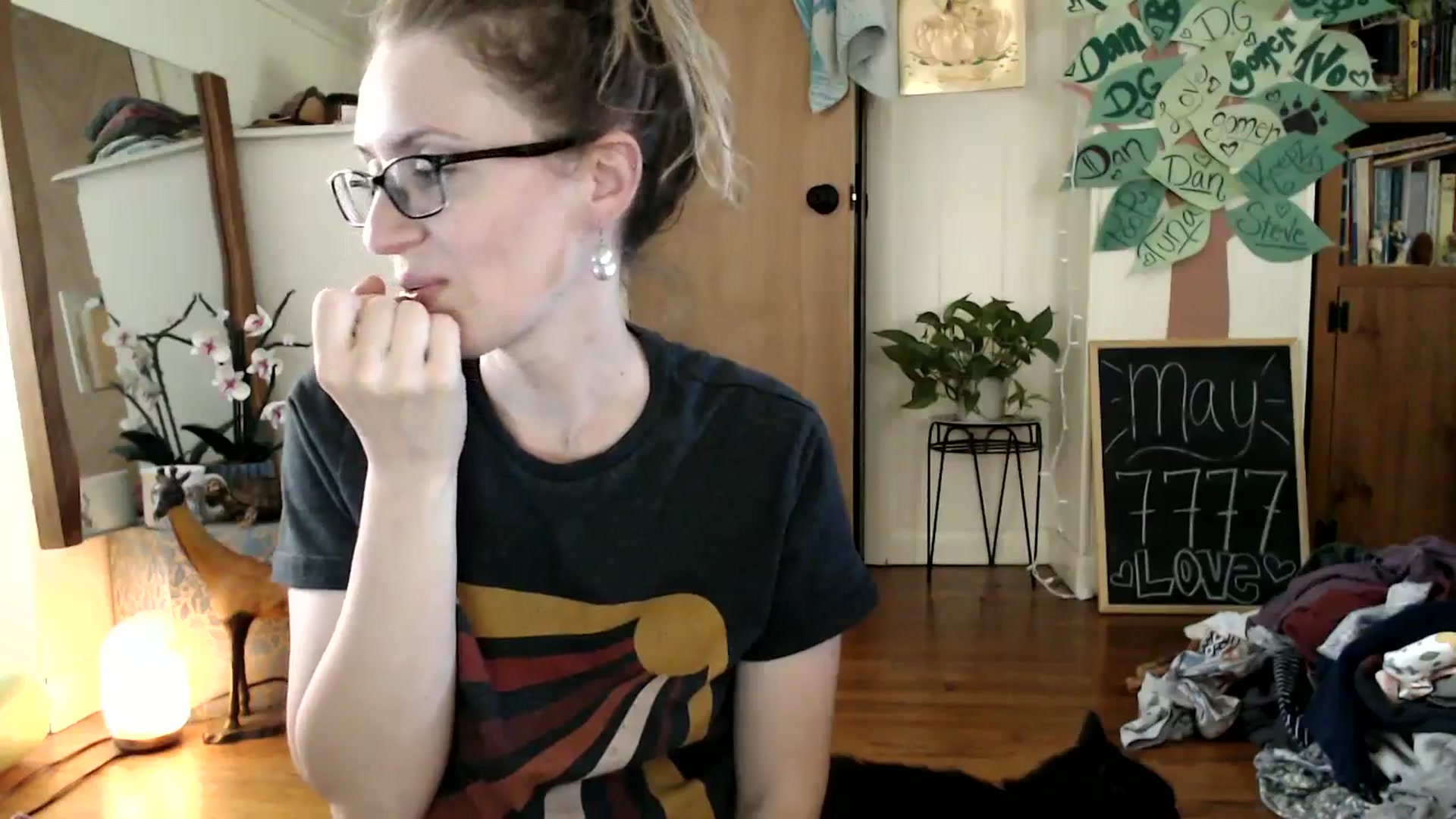 Gallery image thumbnail from WildflowerEm's myfreecams stream on, 05/25/2024, 21:42 image 3 of 20