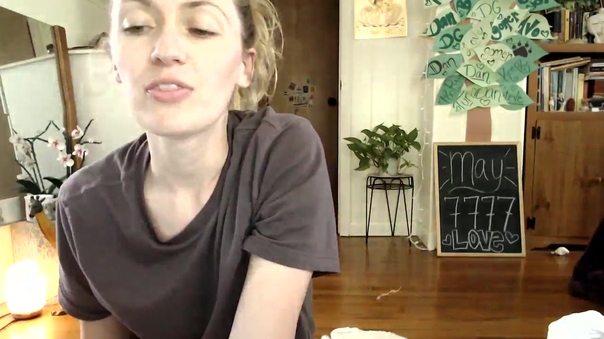 Gallery image thumbnail from WildflowerEm's myfreecams stream on, 05/27/2024, 21:24 image 2 of 20