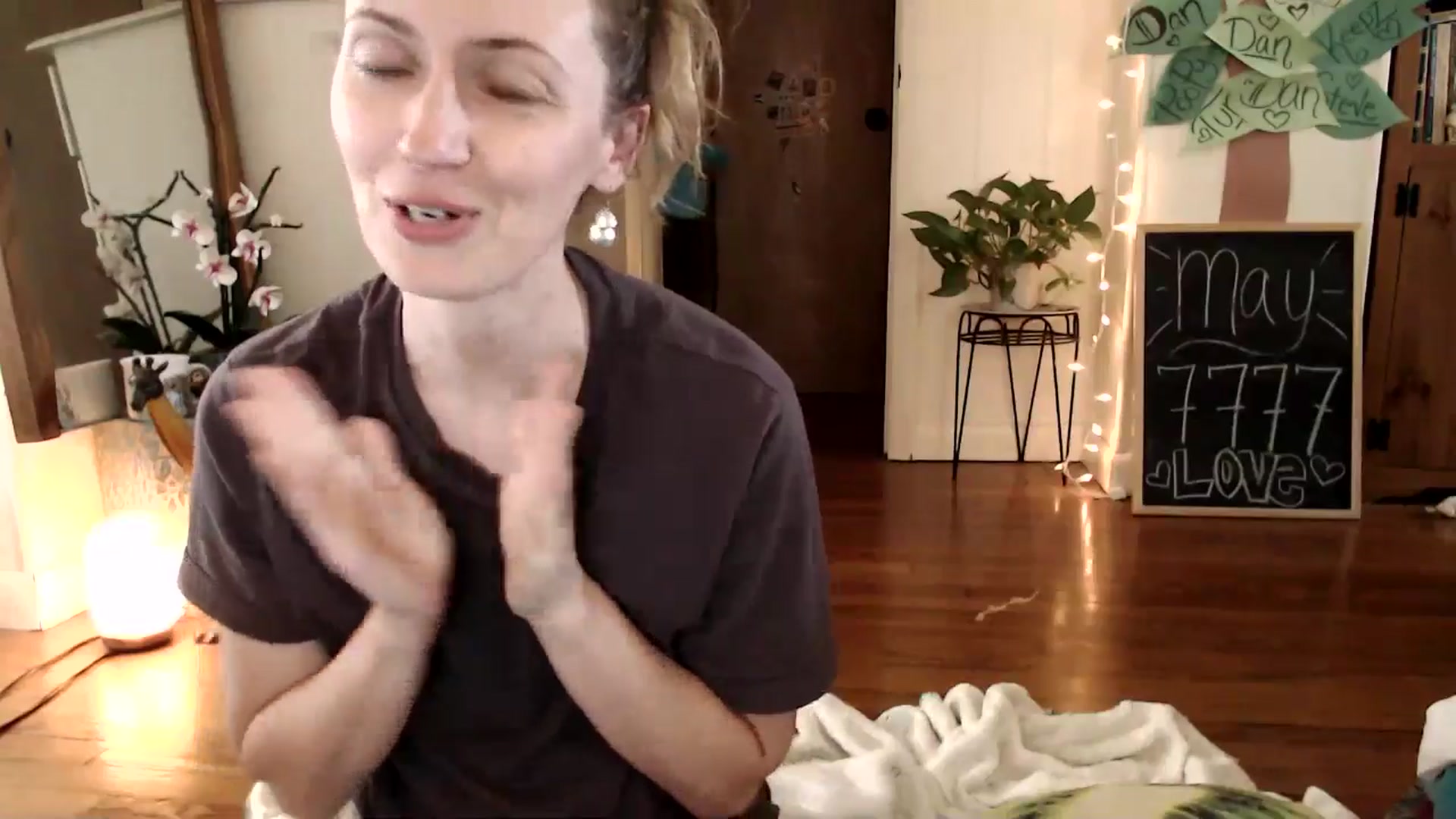 Gallery image thumbnail from WildflowerEm's myfreecams stream on, 05/27/2024, 21:24 image 8 of 20