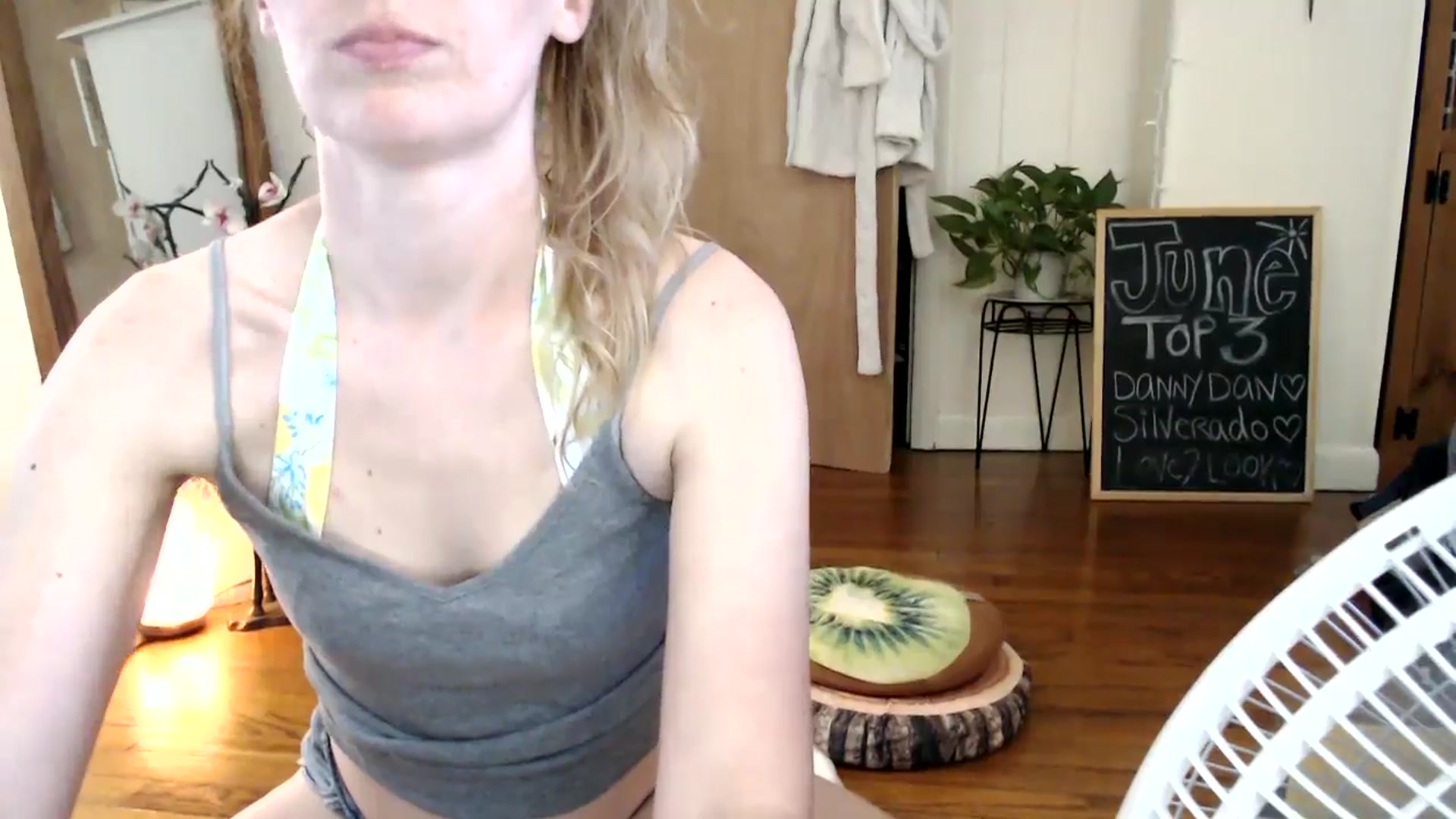 Gallery image thumbnail from WildflowerEm's myfreecams stream on, 06/15/2024, 21:49 image 7 of 20