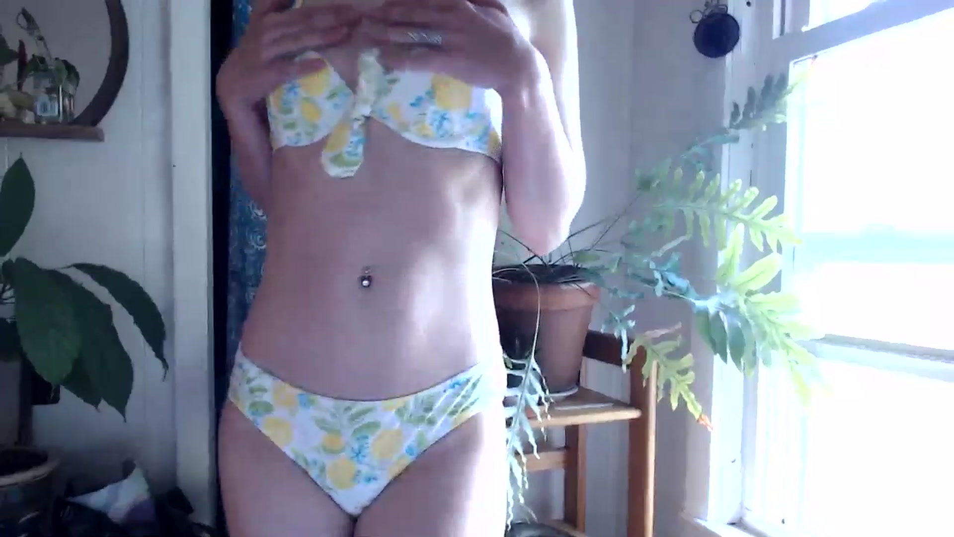Gallery image thumbnail from WildflowerEm's myfreecams stream on, 06/15/2024, 22:52 image 14 of 20
