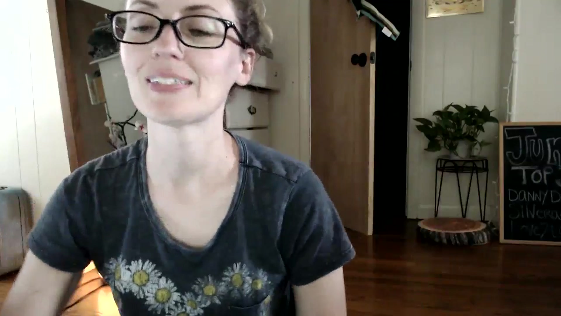 Gallery image thumbnail from WildflowerEm's myfreecams stream on, 06/29/2024, 22:03 image 3 of 20