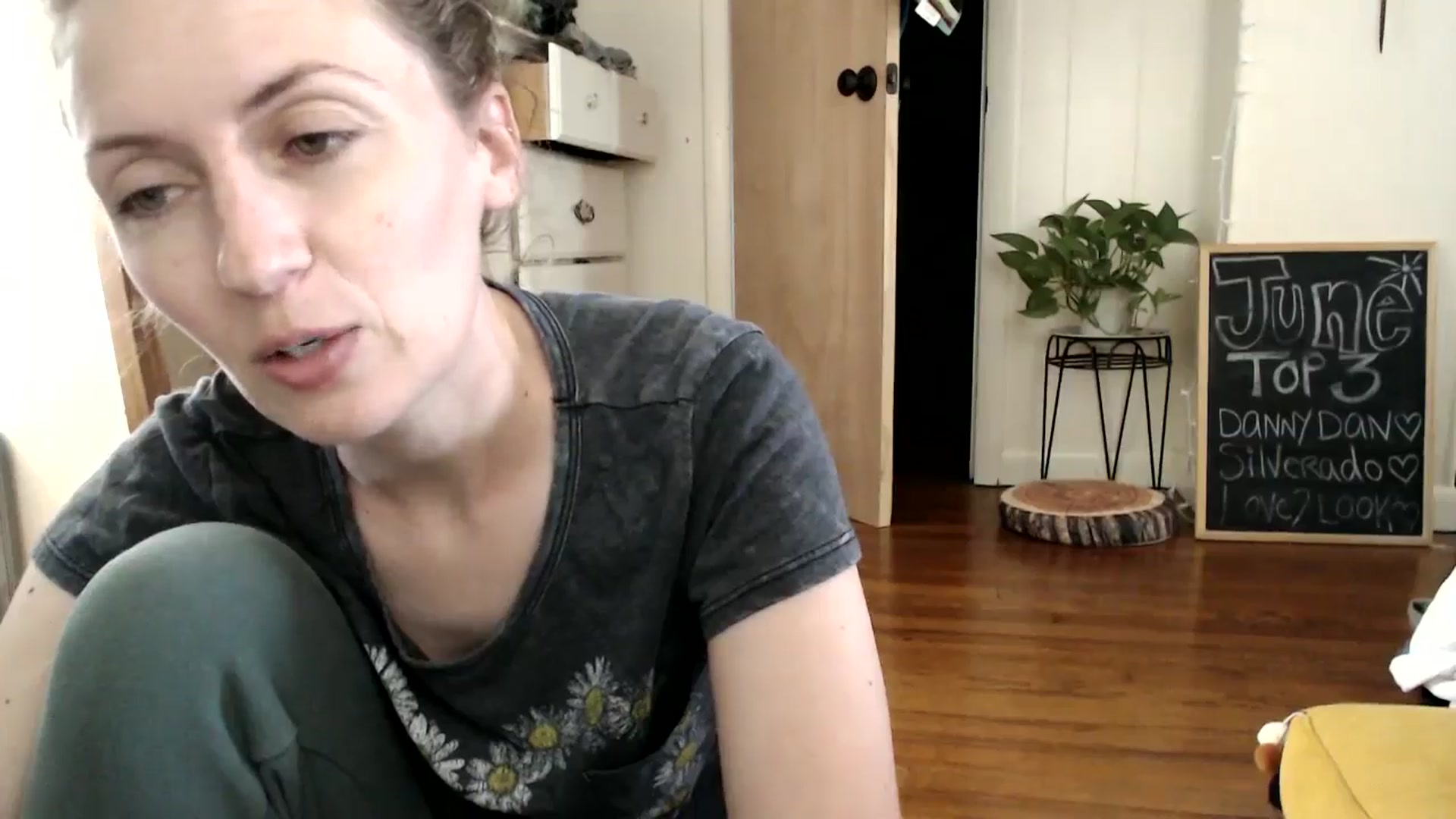 Gallery image thumbnail from WildflowerEm's myfreecams stream on, 06/29/2024, 22:03 image 2 of 20