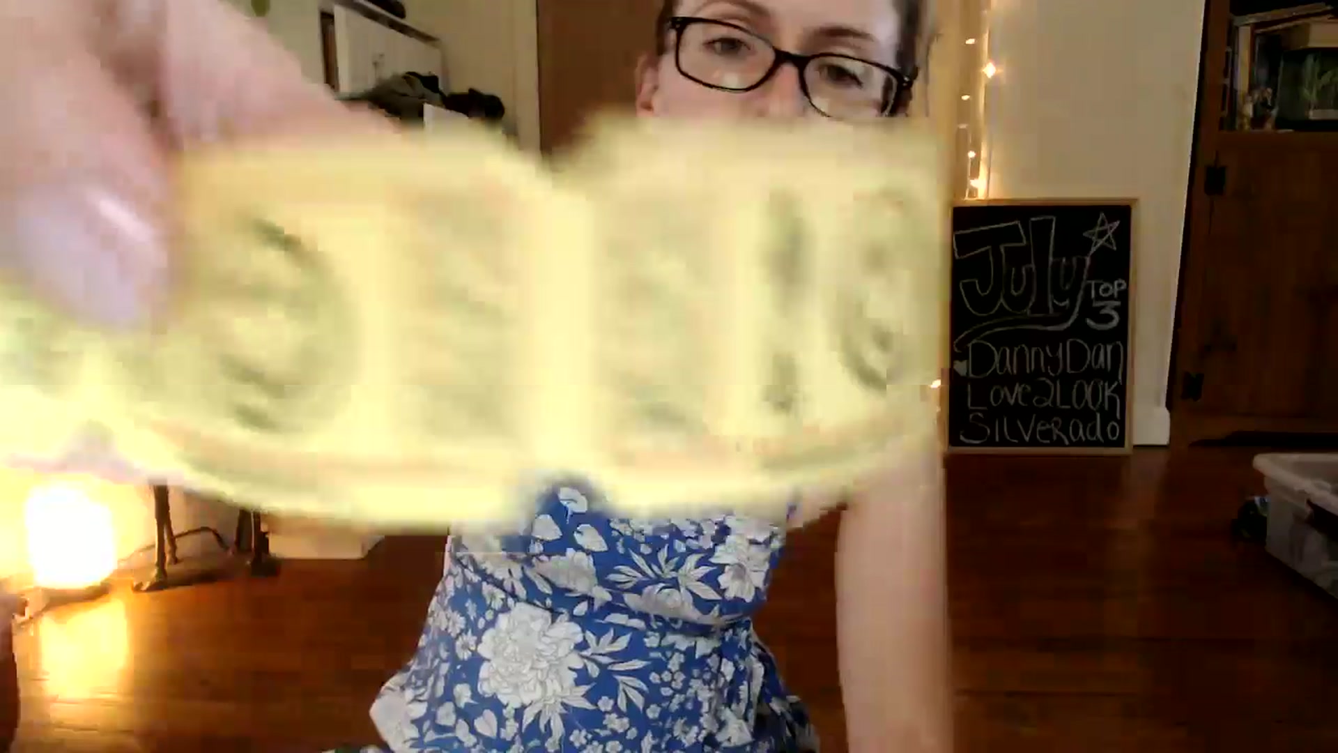 Gallery image thumbnail from WildflowerEm's myfreecams stream on, 07/28/2024, 21:38 image 9 of 20