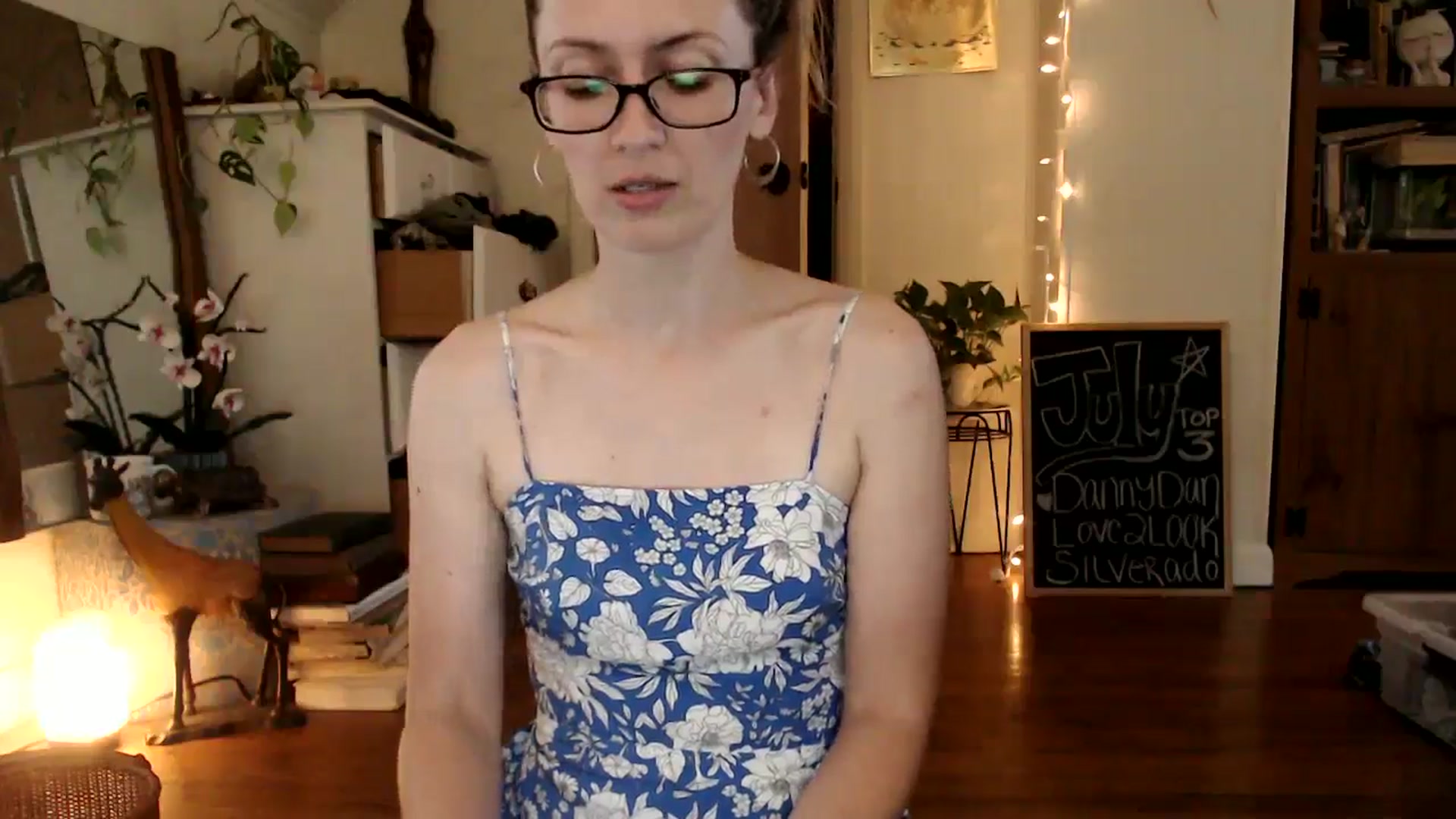 Gallery image thumbnail from WildflowerEm's myfreecams stream on, 07/28/2024, 21:38 image 13 of 20