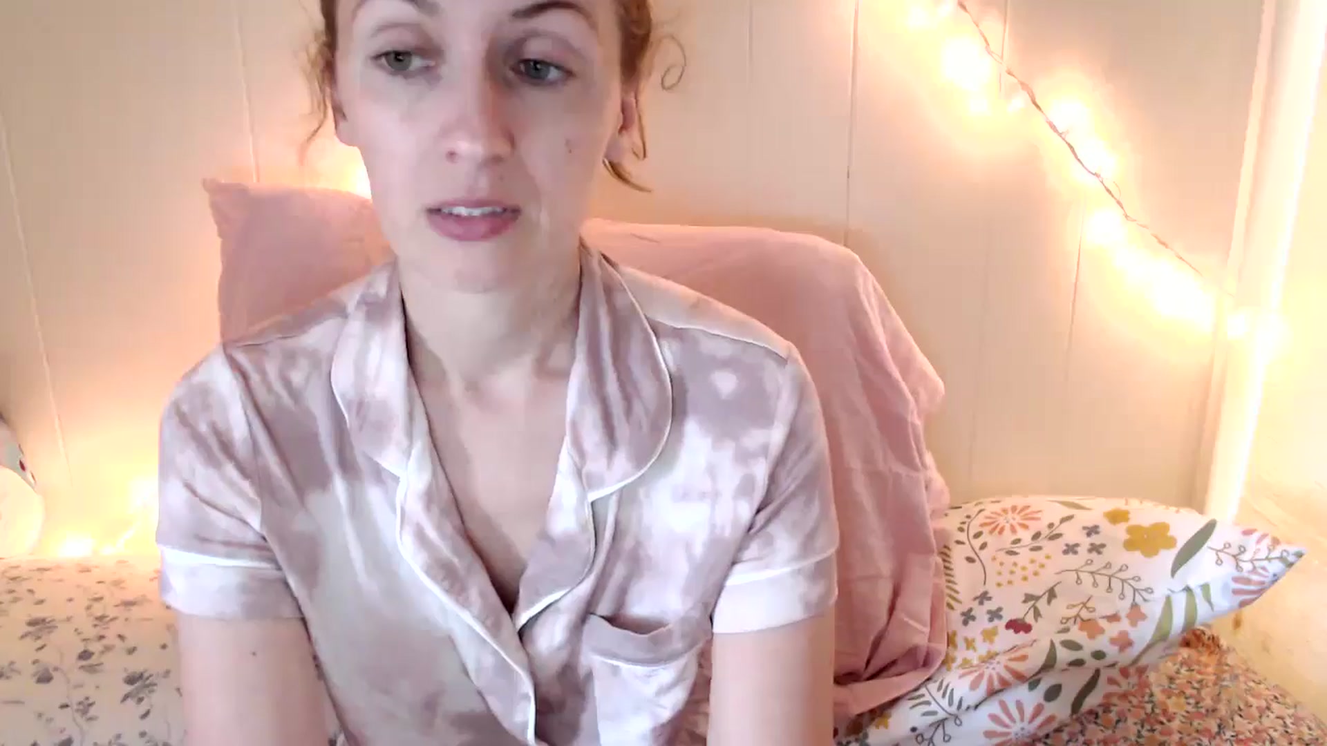 Gallery image thumbnail from WildflowerEm's myfreecams stream on, 08/11/2024, 21:48 image 2 of 20