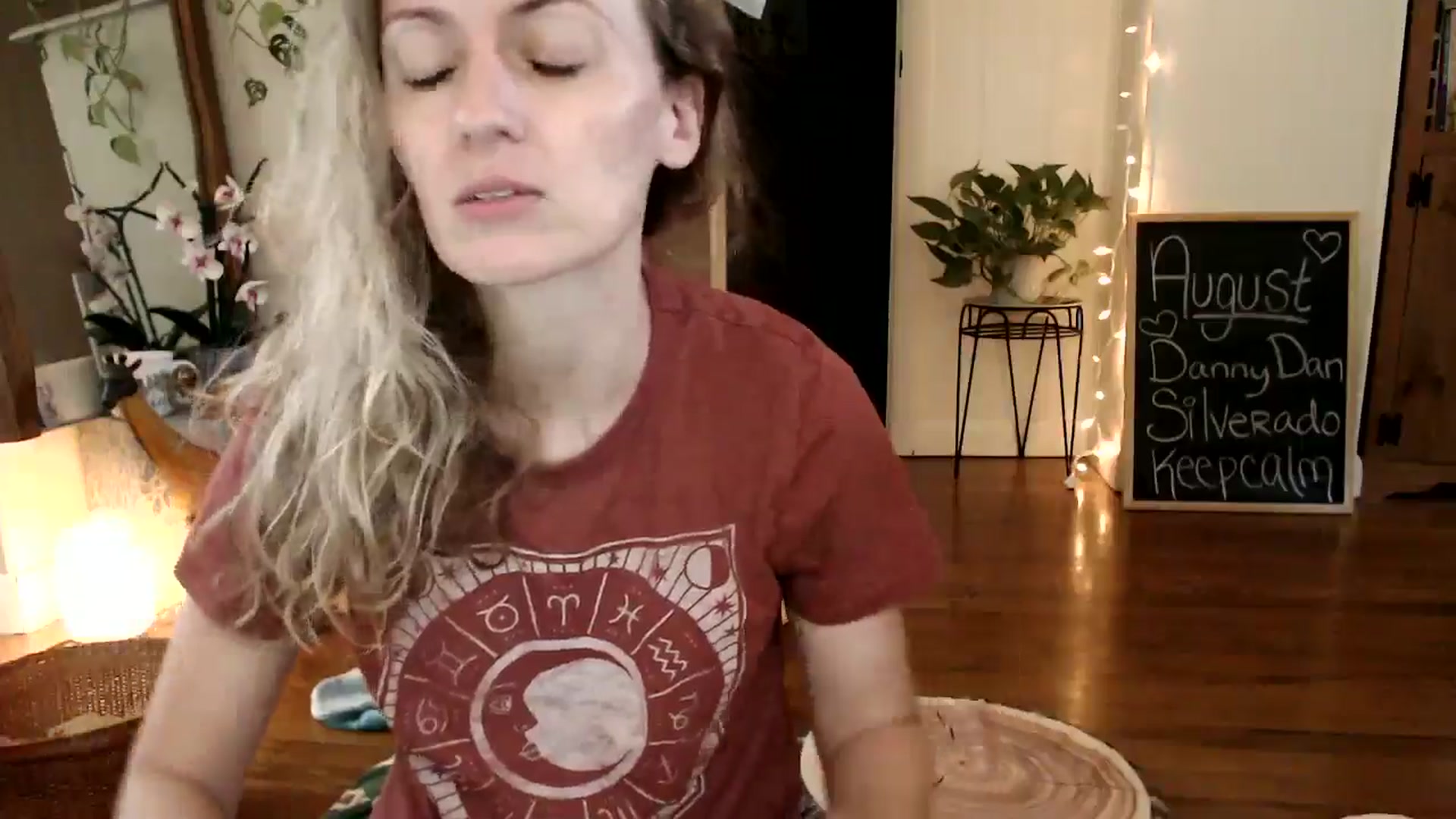 Gallery image thumbnail from WildflowerEm's myfreecams stream on, 08/17/2024, 22:05 image 9 of 20