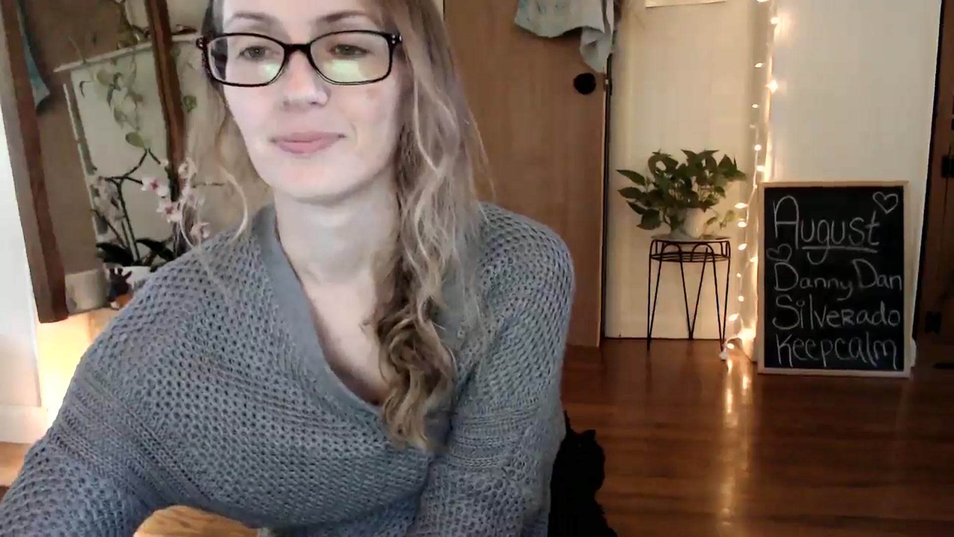 Gallery image thumbnail from WildflowerEm's myfreecams stream on, 08/24/2024, 23:32 image 2 of 20
