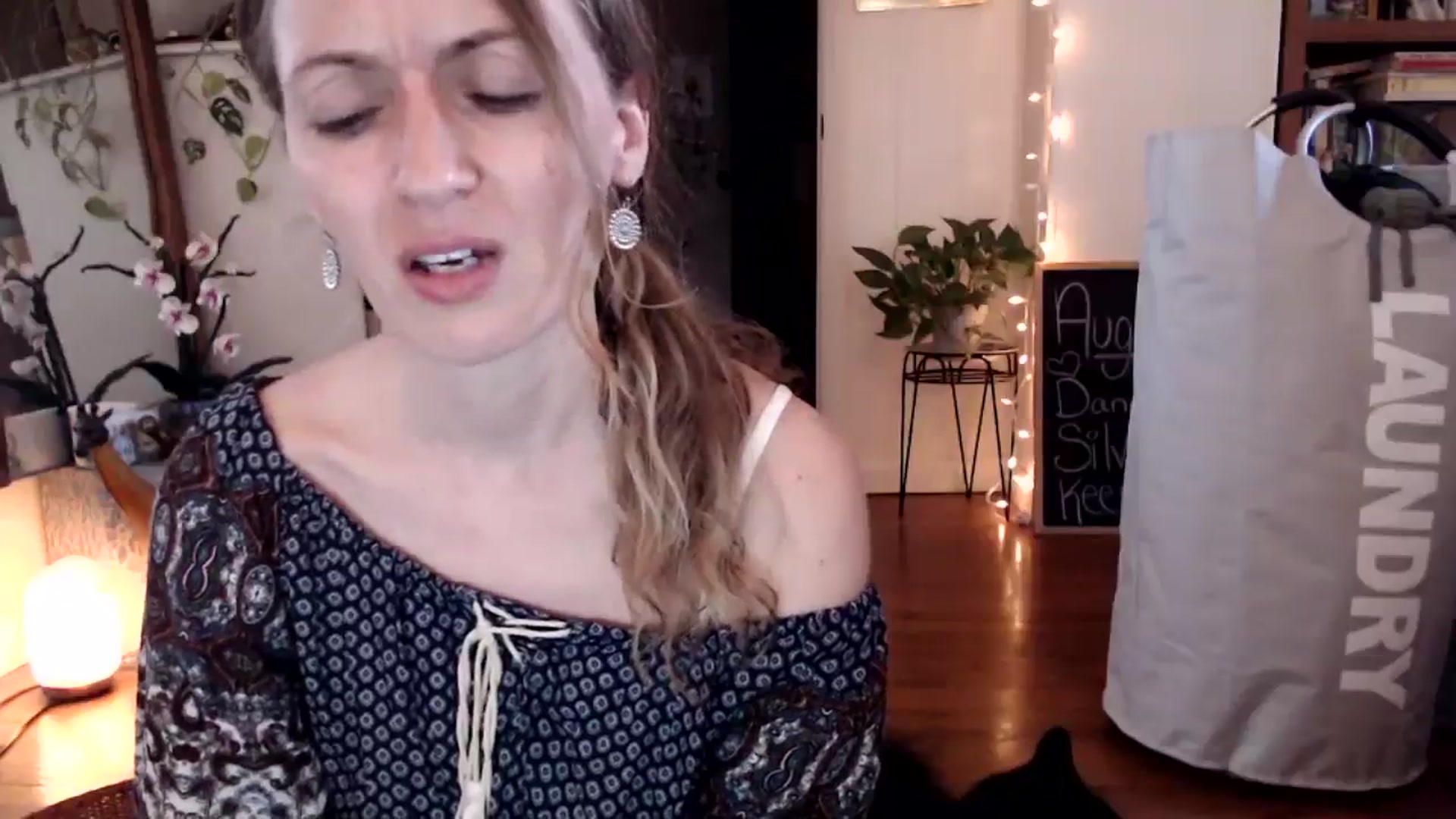 Gallery image thumbnail from WildflowerEm's myfreecams stream on, 08/31/2024, 23:15 image 2 of 20
