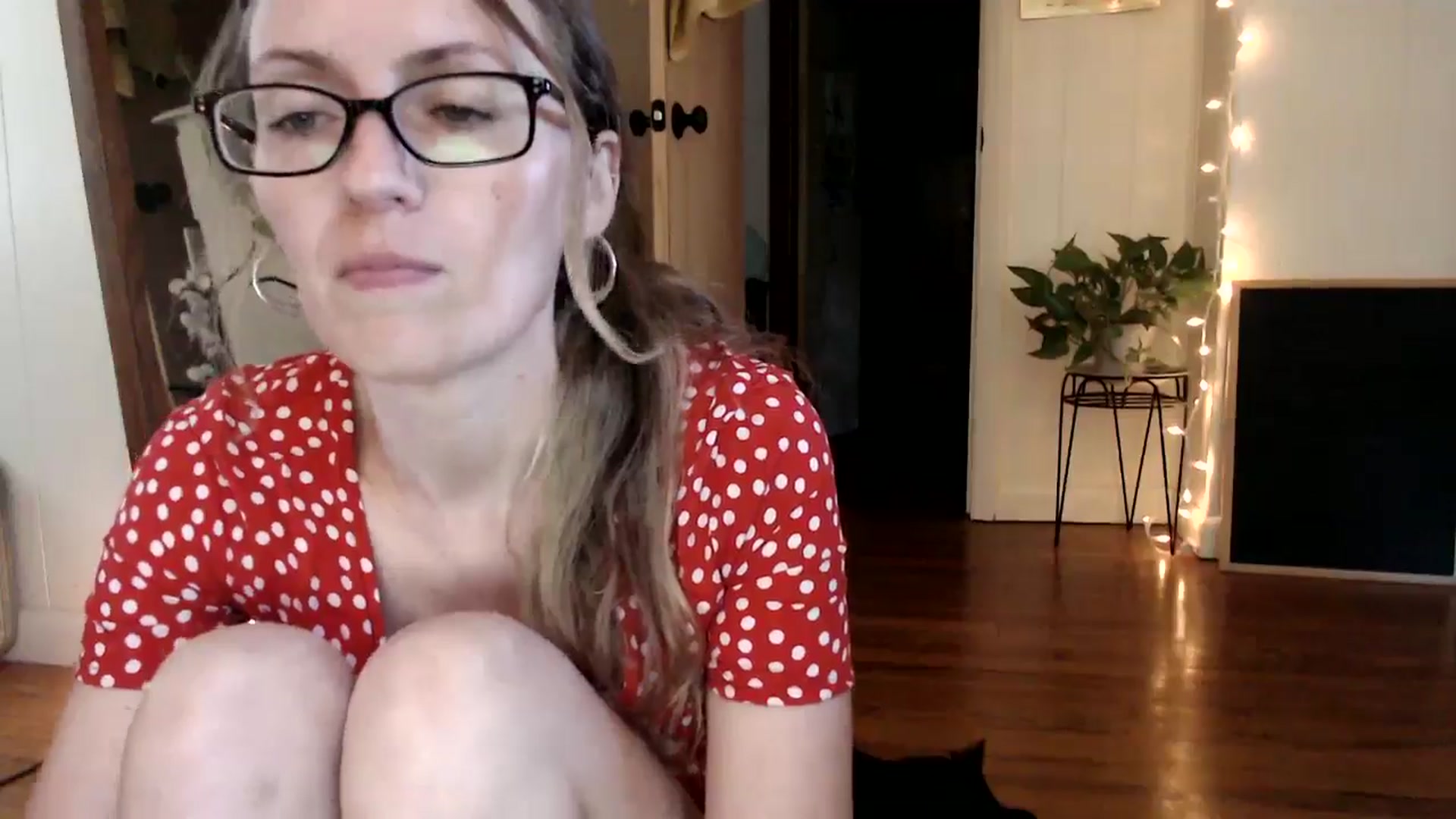 Gallery image thumbnail from WildflowerEm's myfreecams stream on, 09/08/2024, 22:19 image 6 of 20