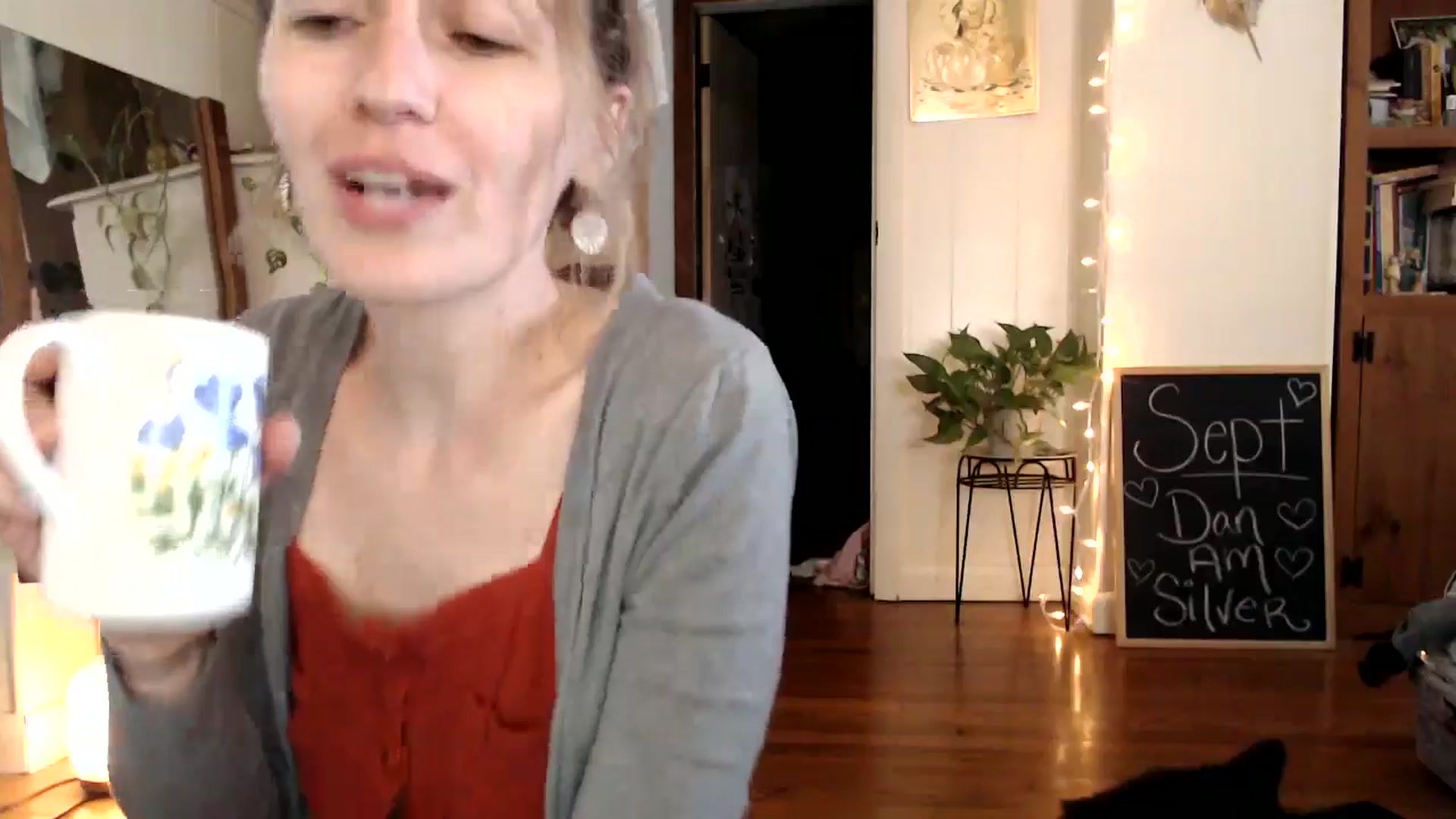 Gallery image thumbnail from WildflowerEm's myfreecams stream on, 09/12/2024, 18:19 image 3 of 20