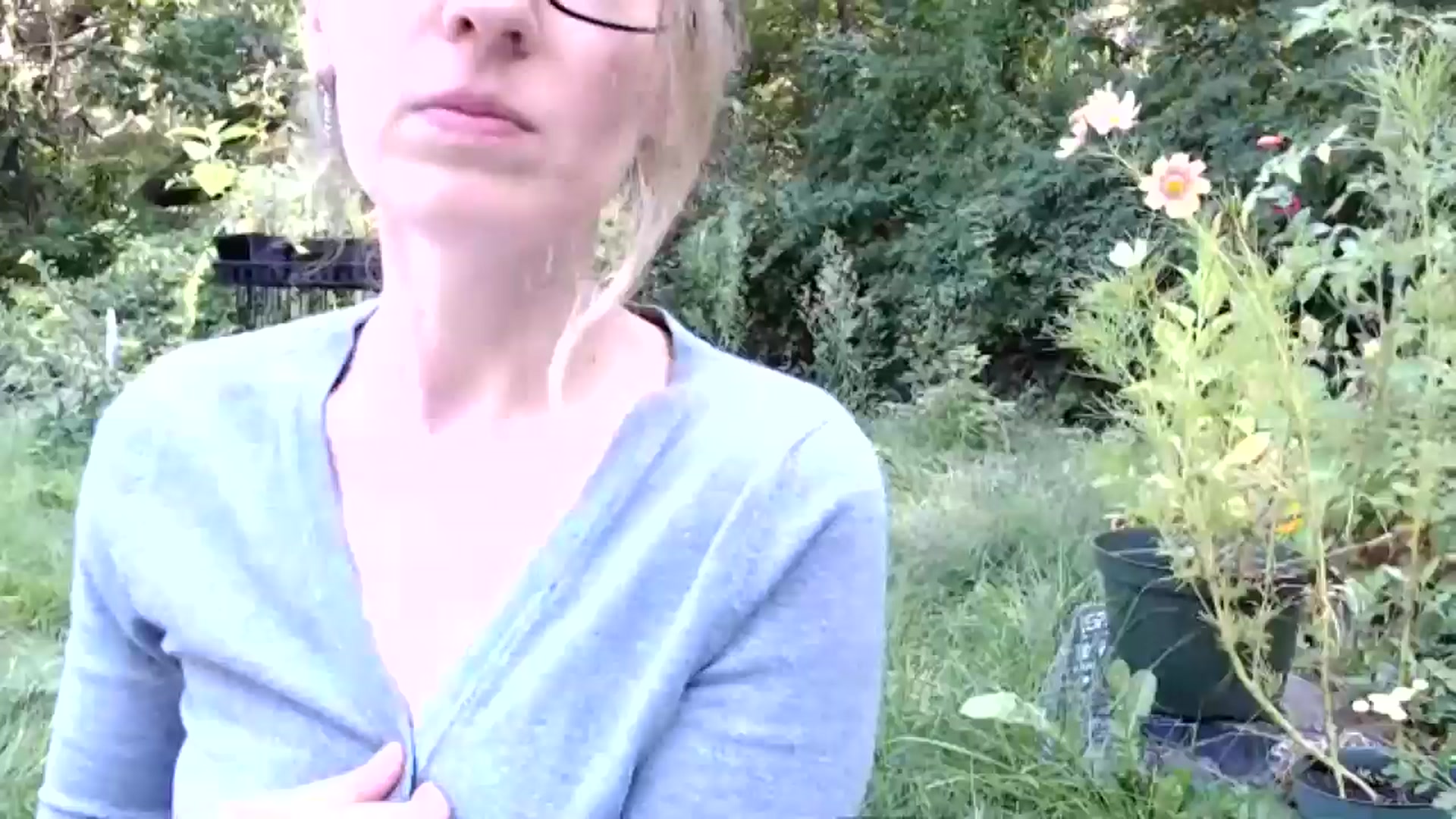 Gallery image thumbnail from WildflowerEm's myfreecams stream on, 09/12/2024, 18:30 image 3 of 20