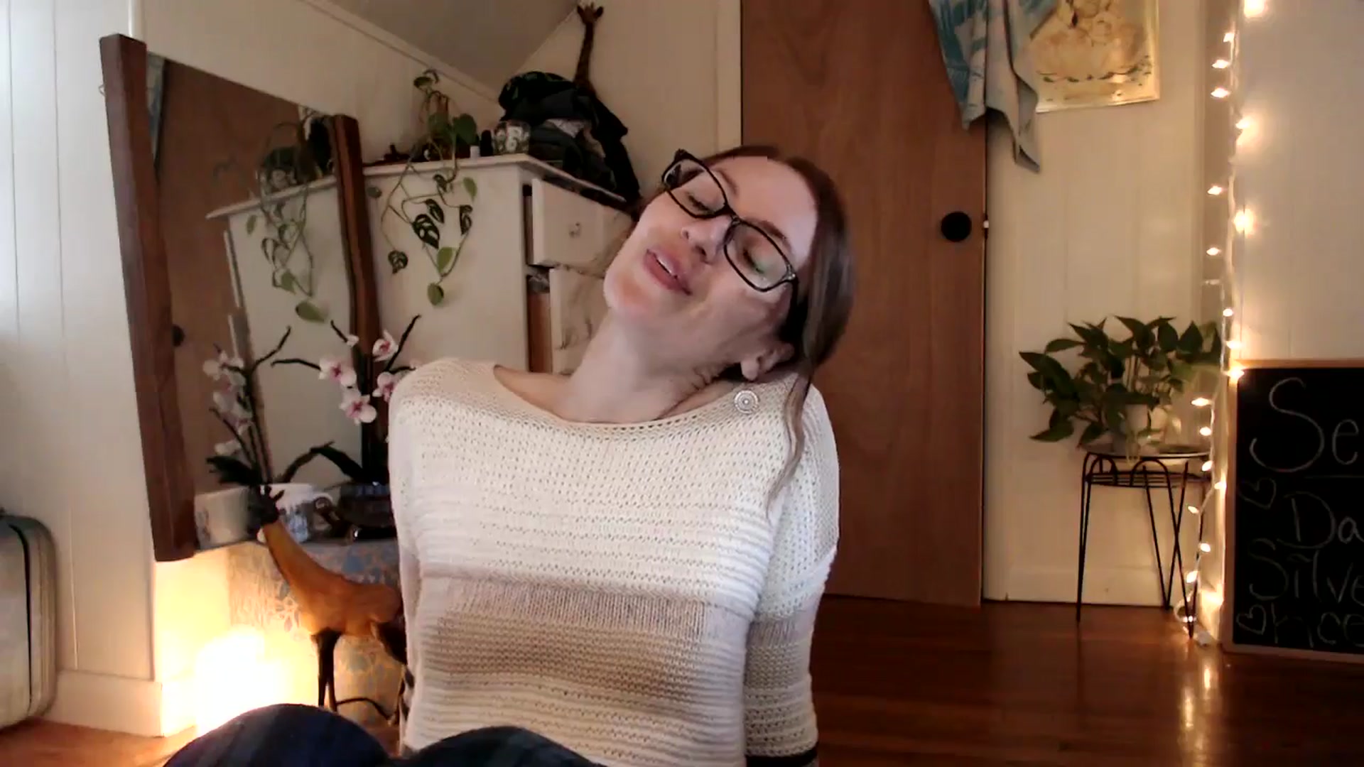 Gallery image thumbnail from WildflowerEm's myfreecams stream on, 09/29/2024, 22:11 image 3 of 20