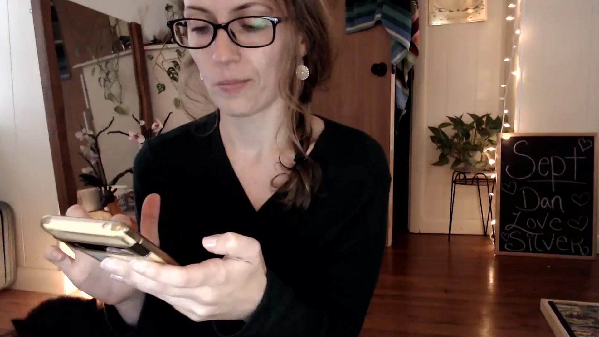Gallery image thumbnail from WildflowerEm's myfreecams stream on, 09/30/2024, 18:51 image 9 of 20