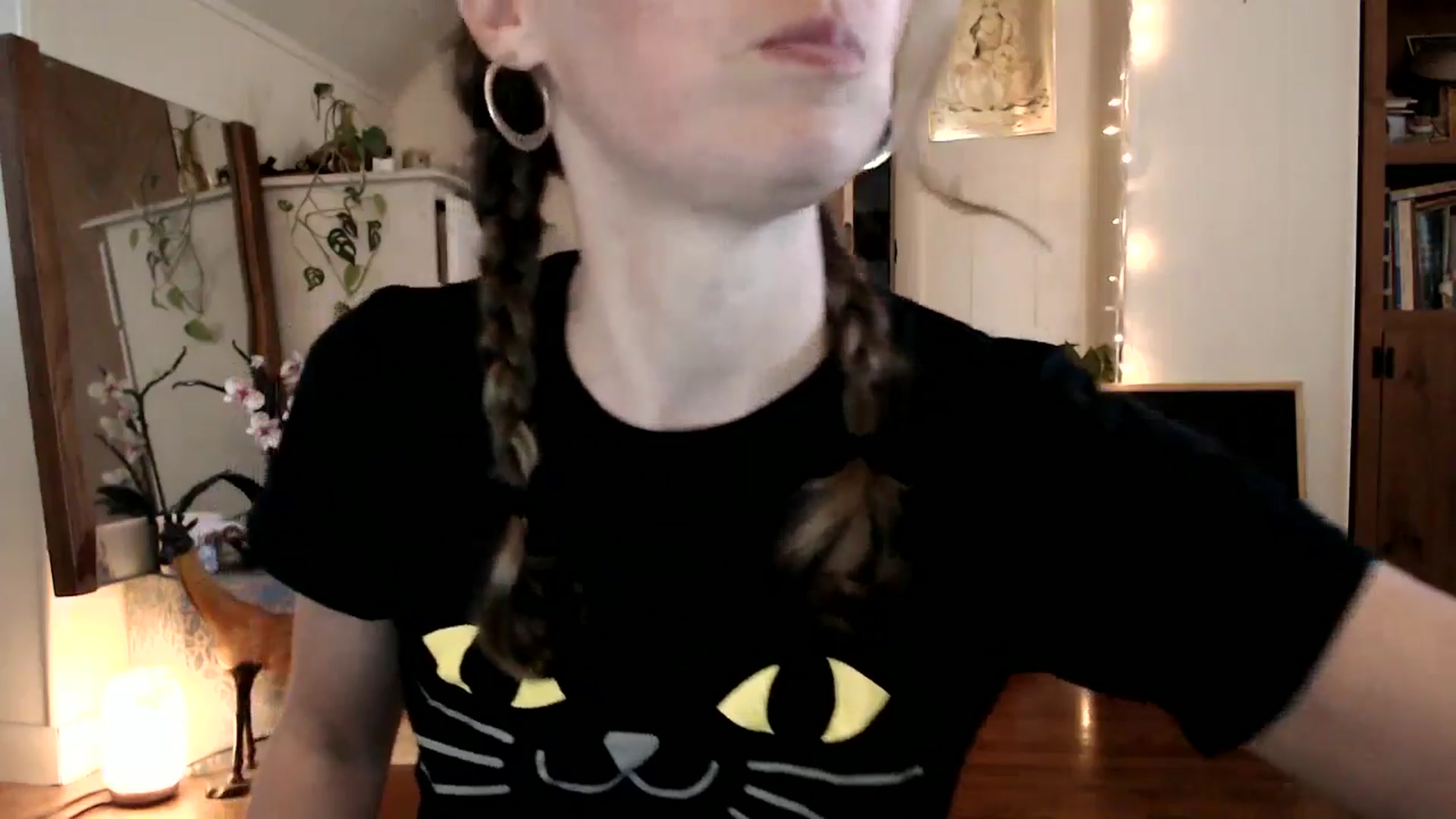 Gallery image thumbnail from WildflowerEm's myfreecams stream on, 10/03/2024, 18:51 image 2 of 20