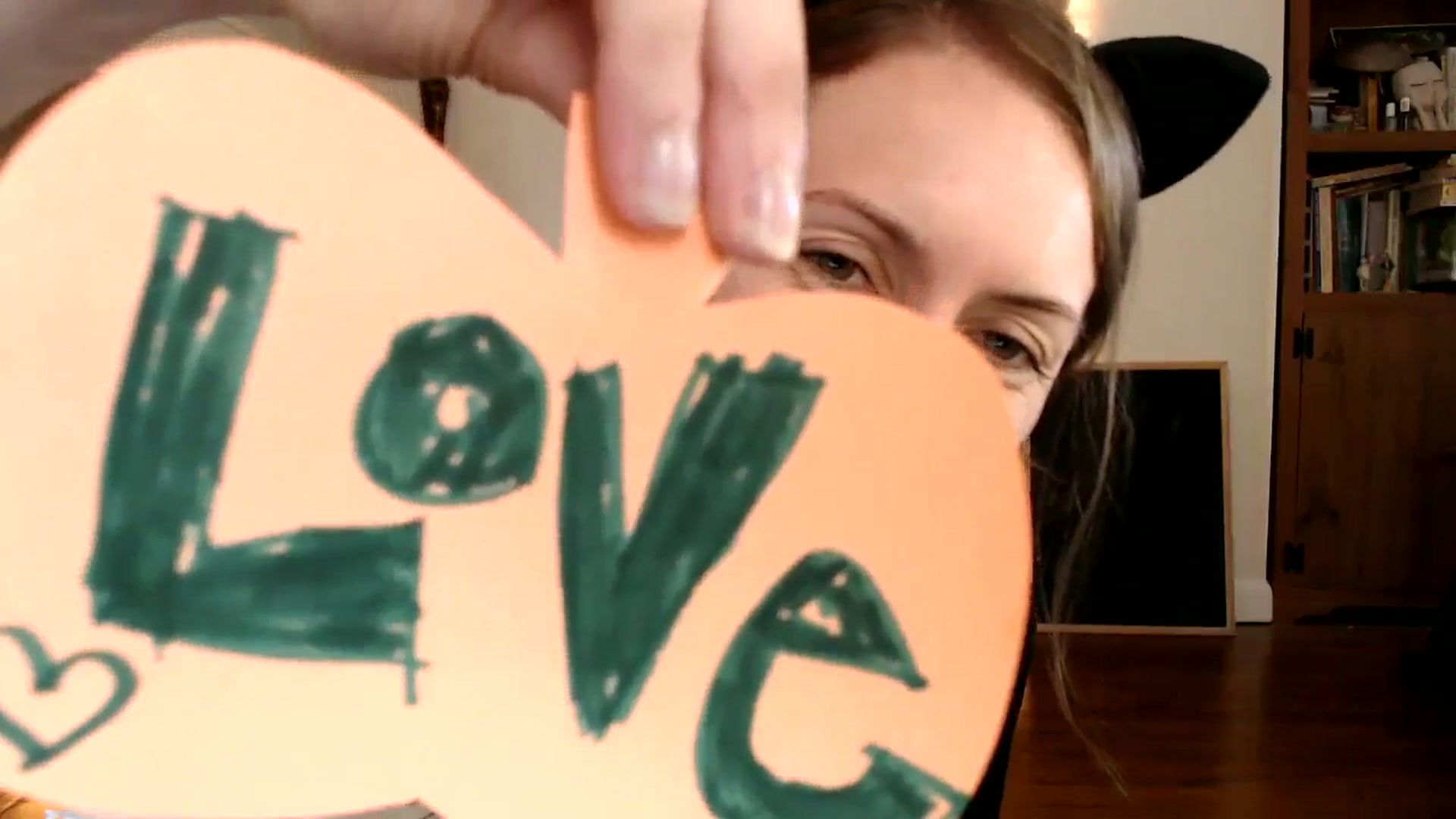 Gallery image thumbnail from WildflowerEm's myfreecams stream on, 10/03/2024, 18:51 image 14 of 20