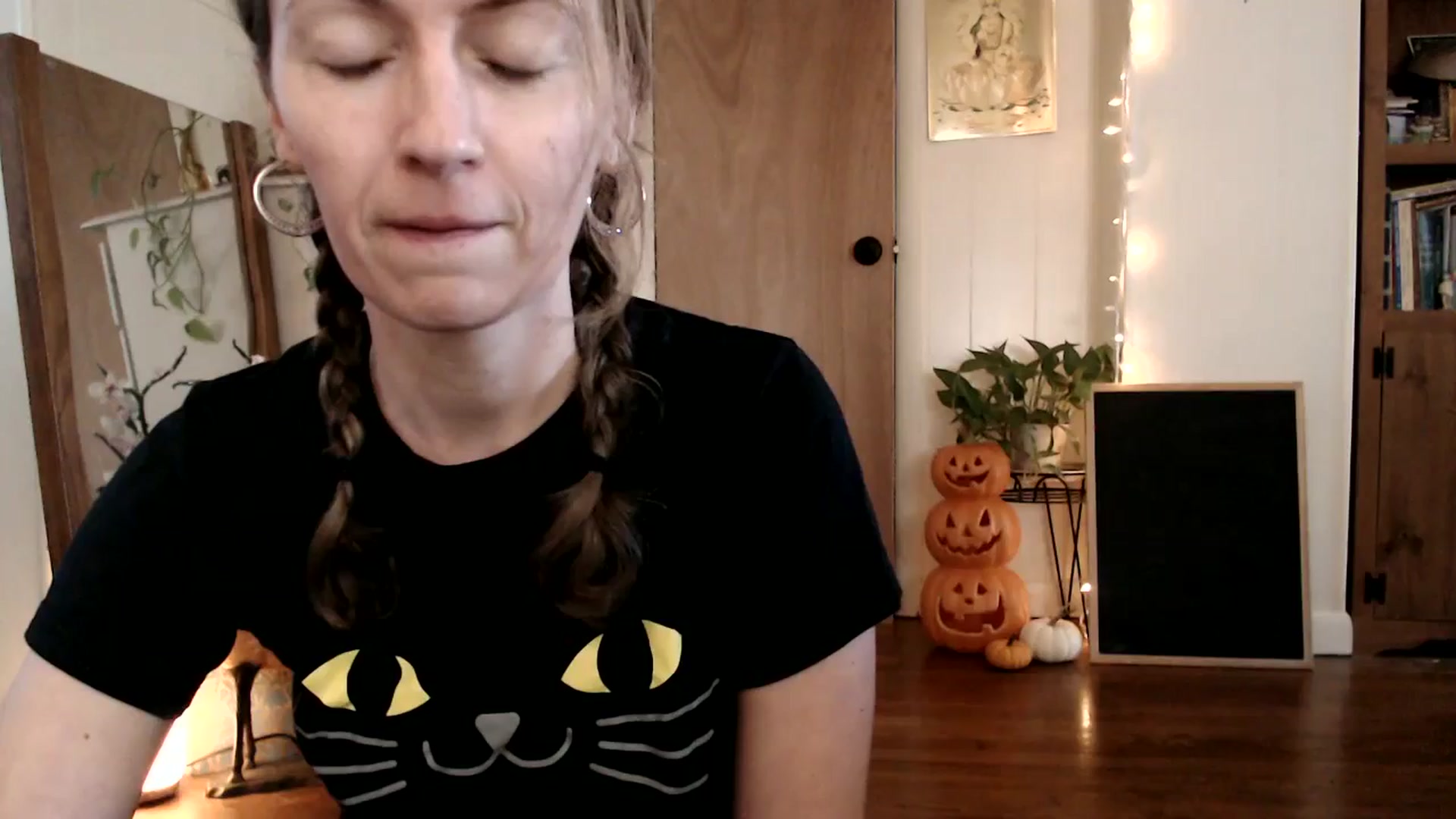 Gallery image thumbnail from WildflowerEm's myfreecams stream on, 10/03/2024, 18:51 image 1 of 20