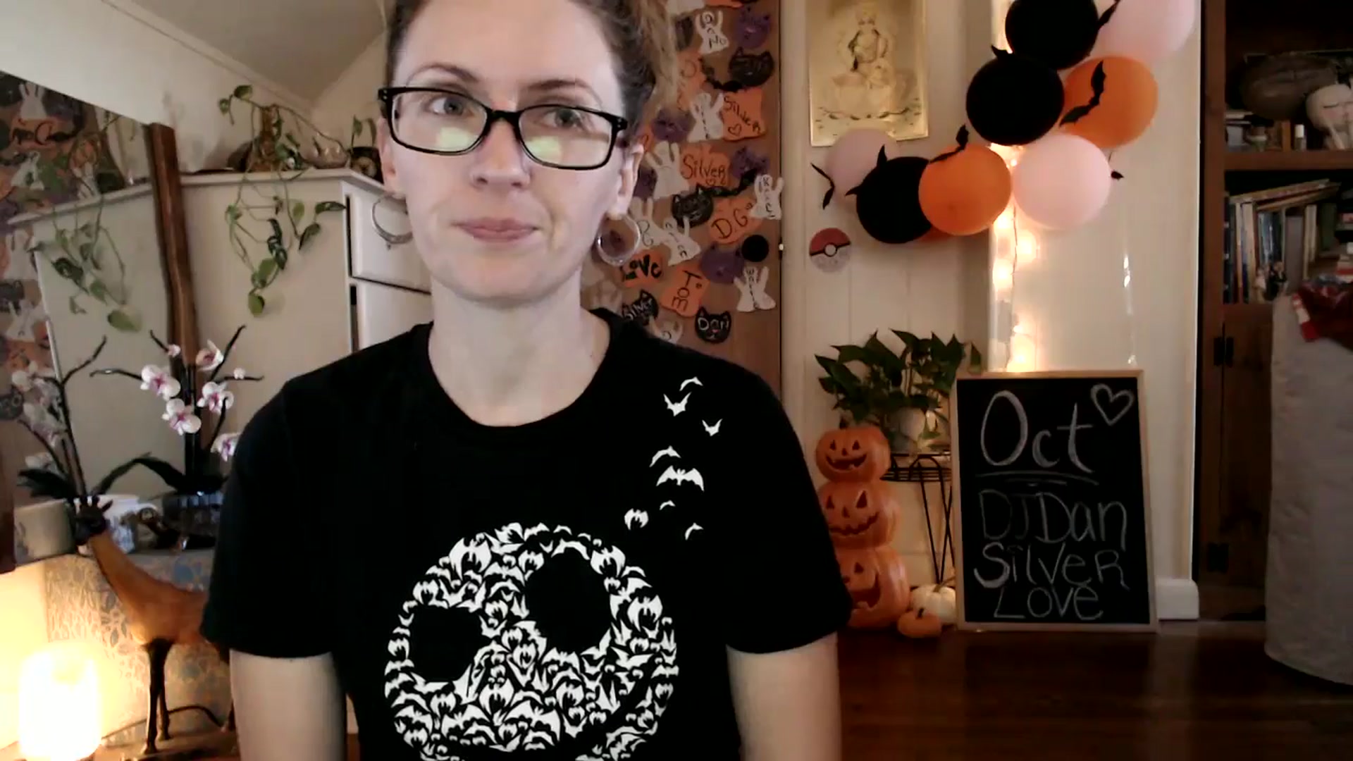 Gallery image thumbnail from WildflowerEm's myfreecams stream on, 10/28/2024, 17:12 image 16 of 20