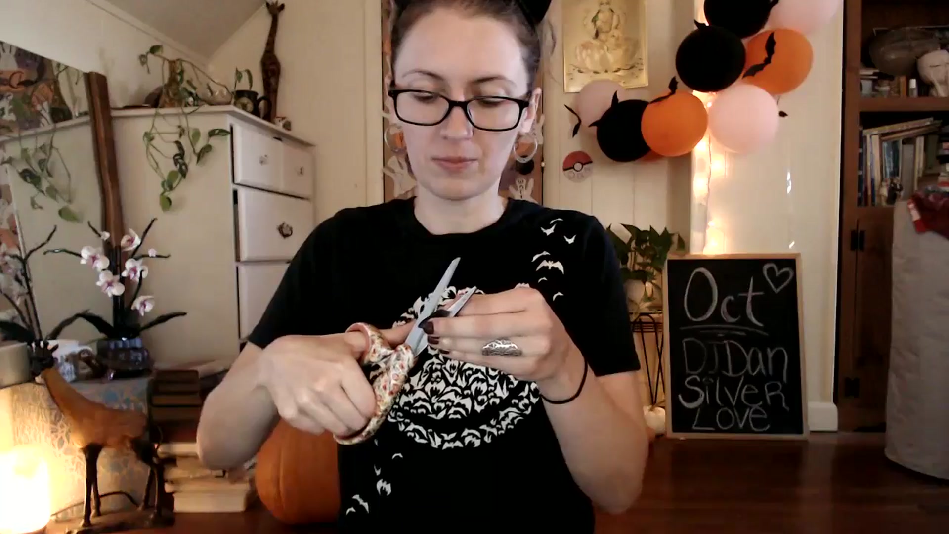 Gallery image thumbnail from WildflowerEm's myfreecams stream on, 10/28/2024, 18:38 image 14 of 20