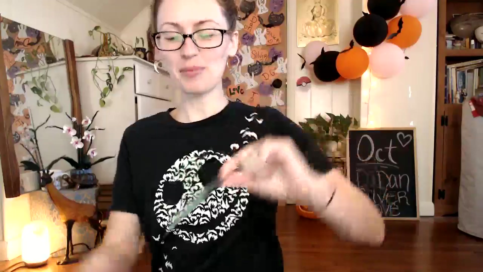 Gallery image thumbnail from WildflowerEm's myfreecams stream on, 10/28/2024, 18:38 image 5 of 20