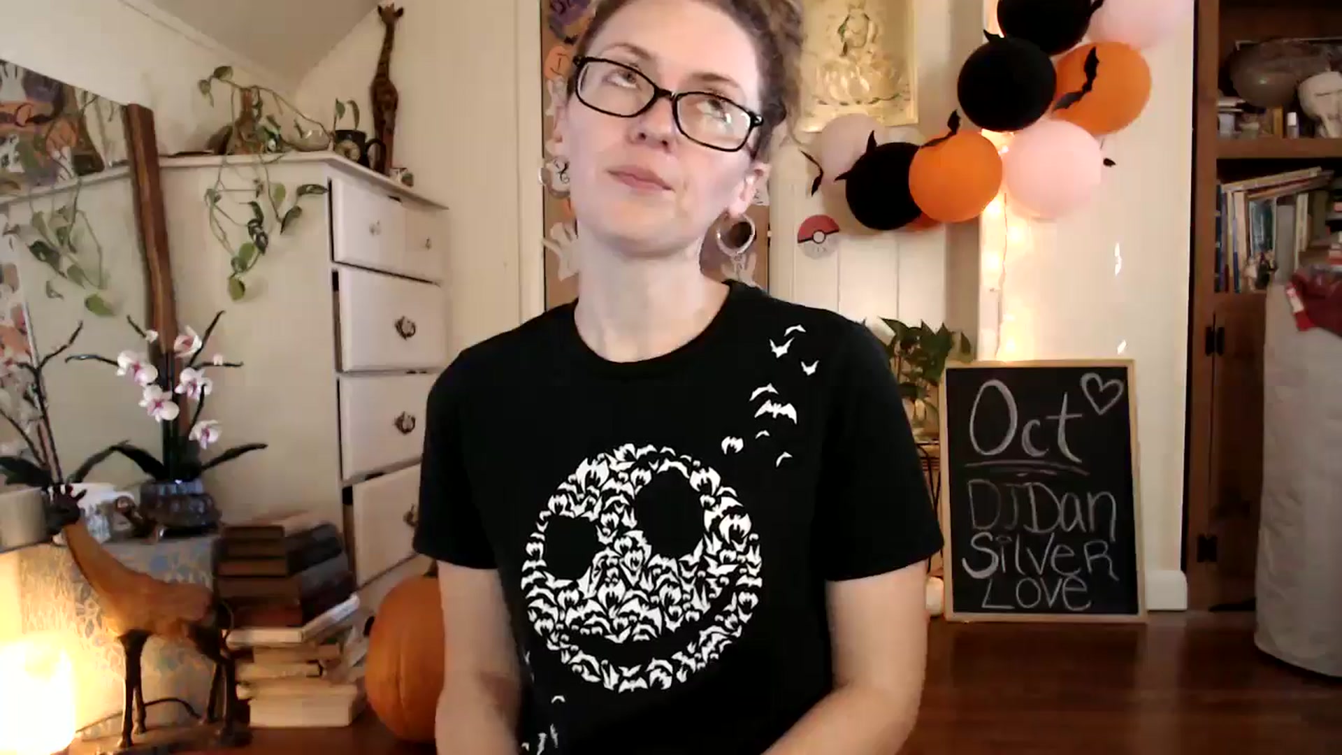 Gallery image thumbnail from WildflowerEm's myfreecams stream on, 10/28/2024, 18:38 image 12 of 20