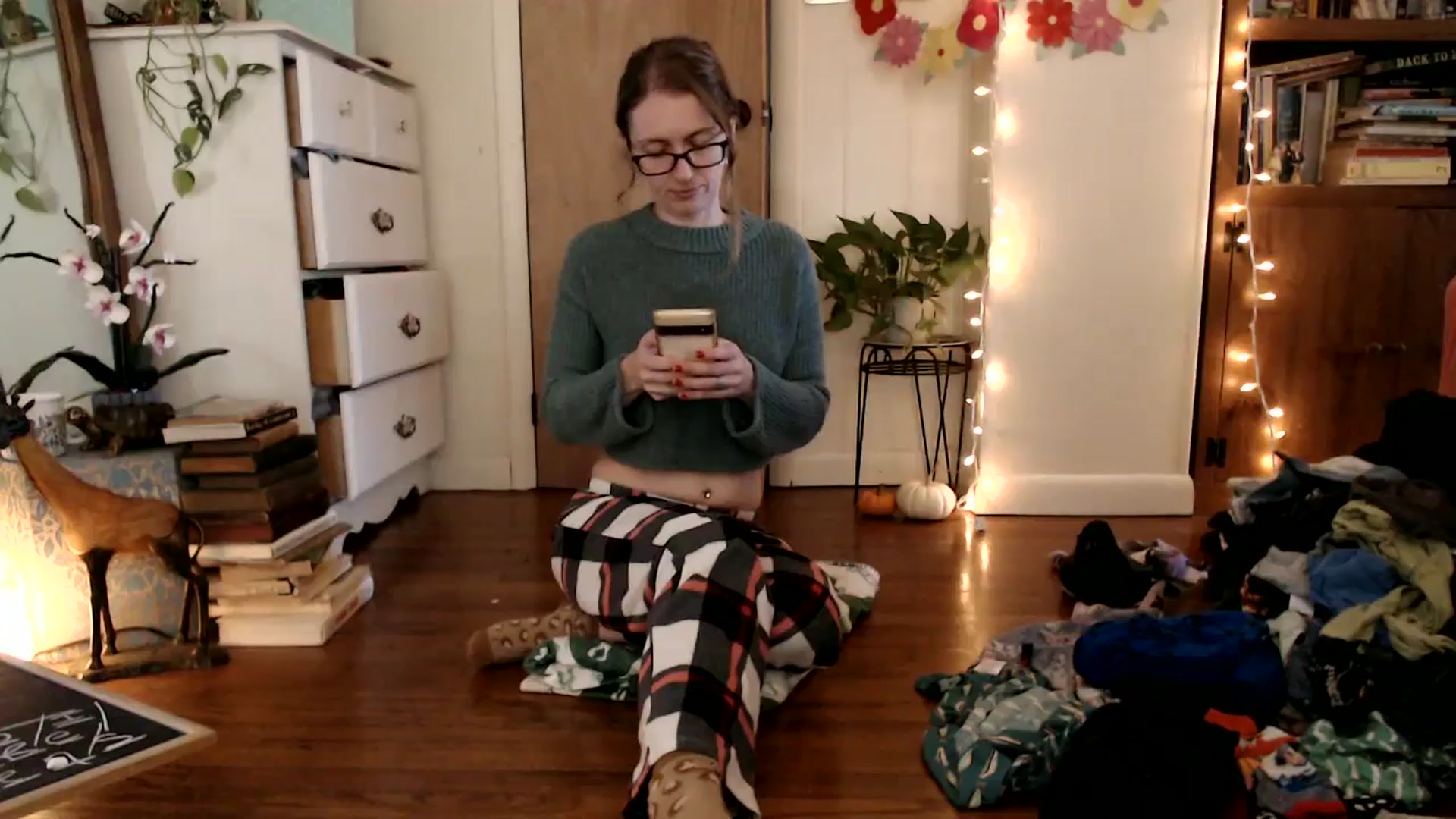 Gallery image thumbnail from WildflowerEm's myfreecams stream on, 11/07/2024, 19:36 image 11 of 20