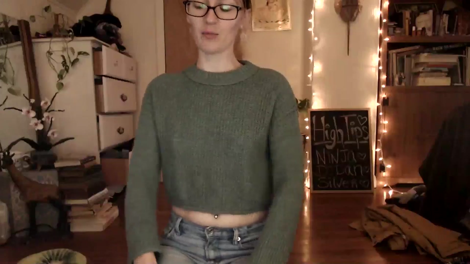 Gallery image thumbnail from WildflowerEm's myfreecams stream on, 11/21/2024, 20:09 image 4 of 20