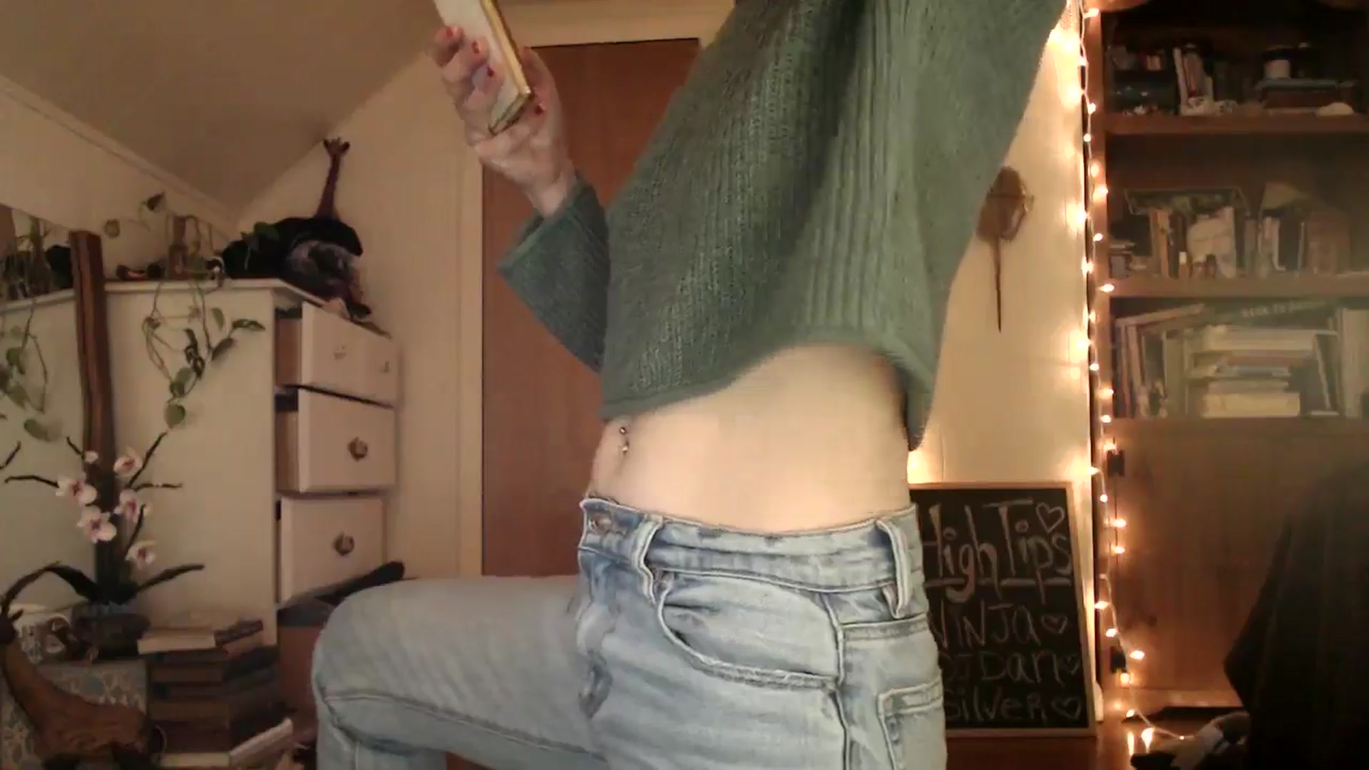 Gallery image thumbnail from WildflowerEm's myfreecams stream on, 11/21/2024, 20:09 image 3 of 20